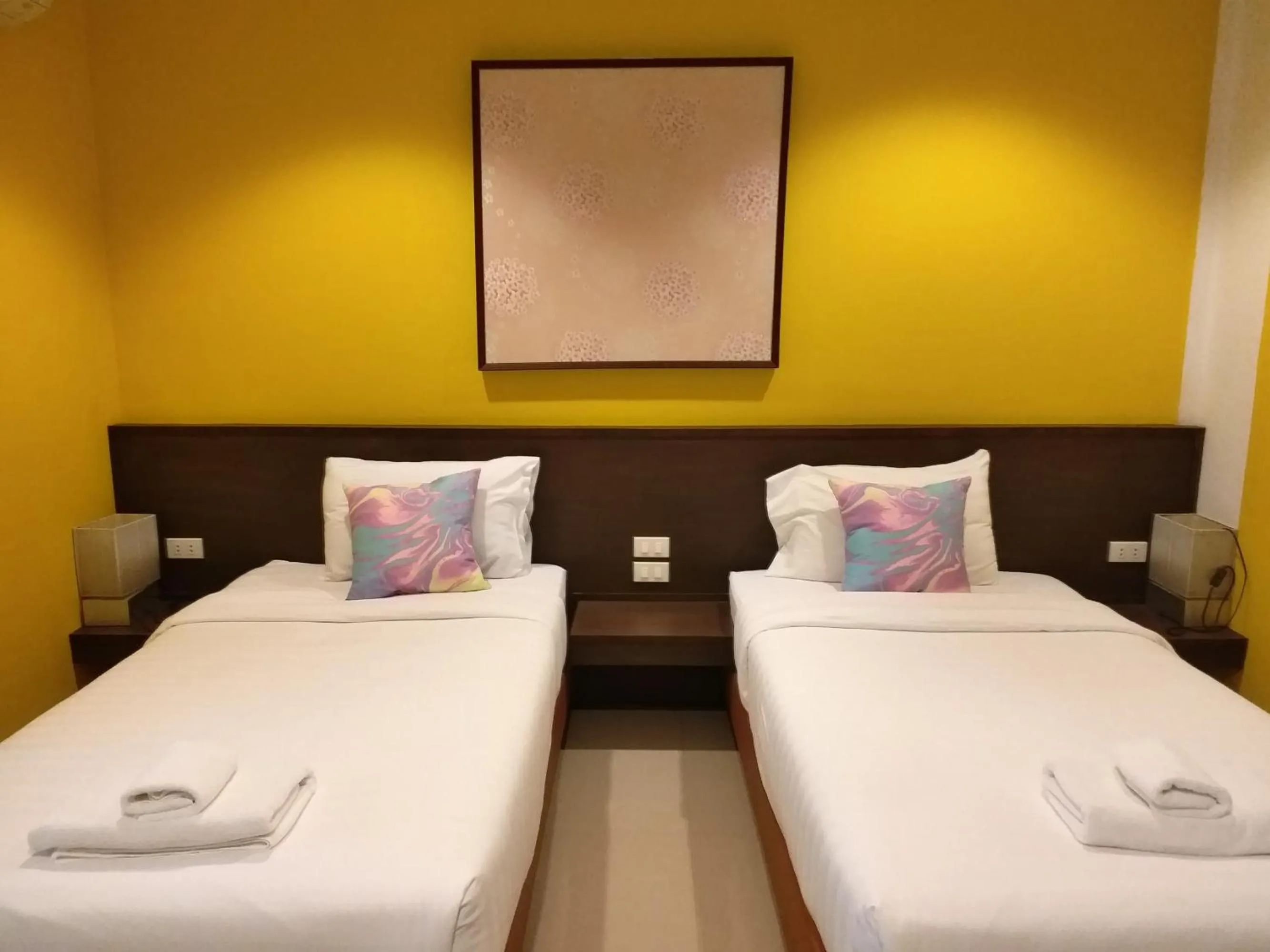 Bedroom, Bed in Sand Paisan Resort