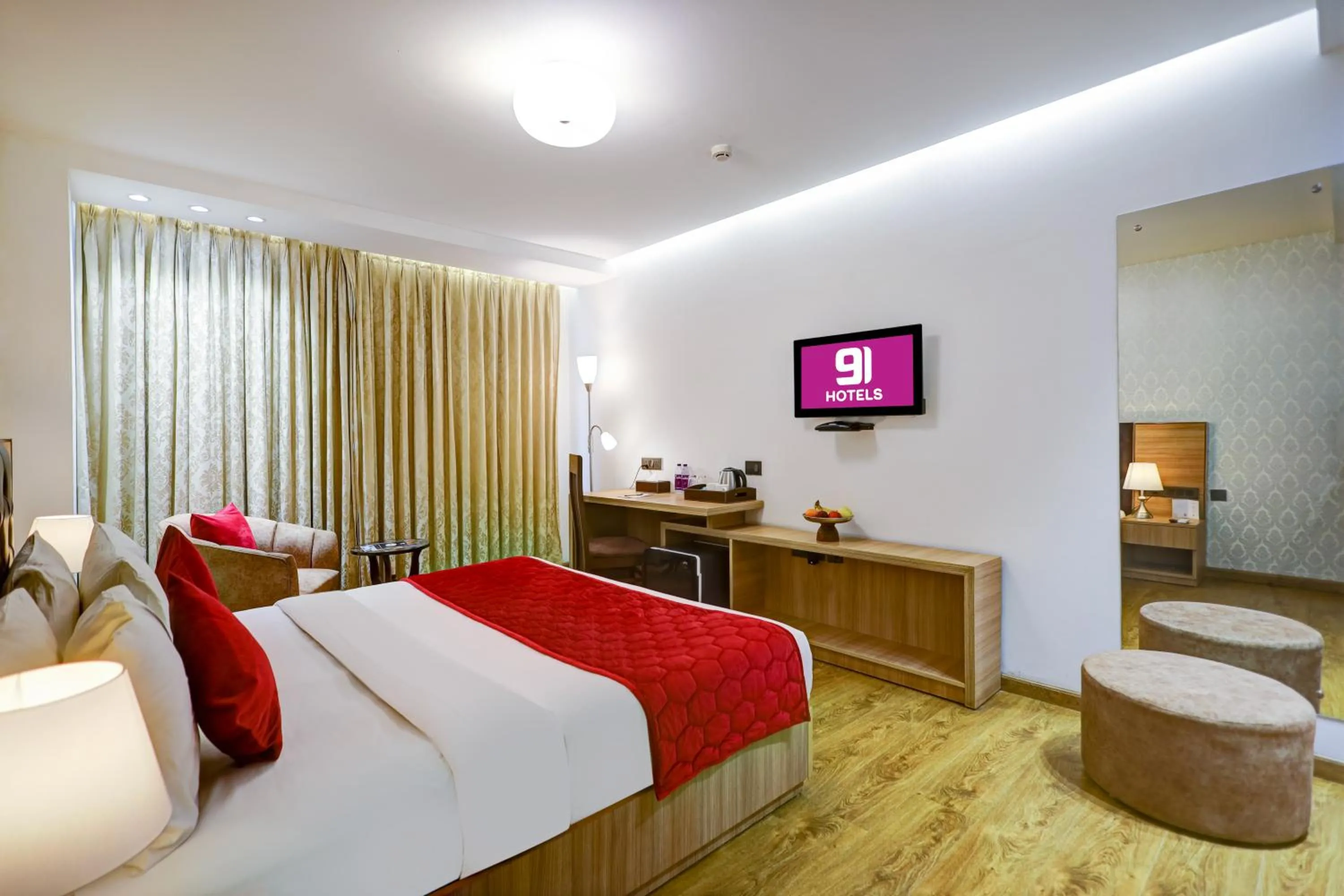 Bed in Hotel 91 Huda City Centre