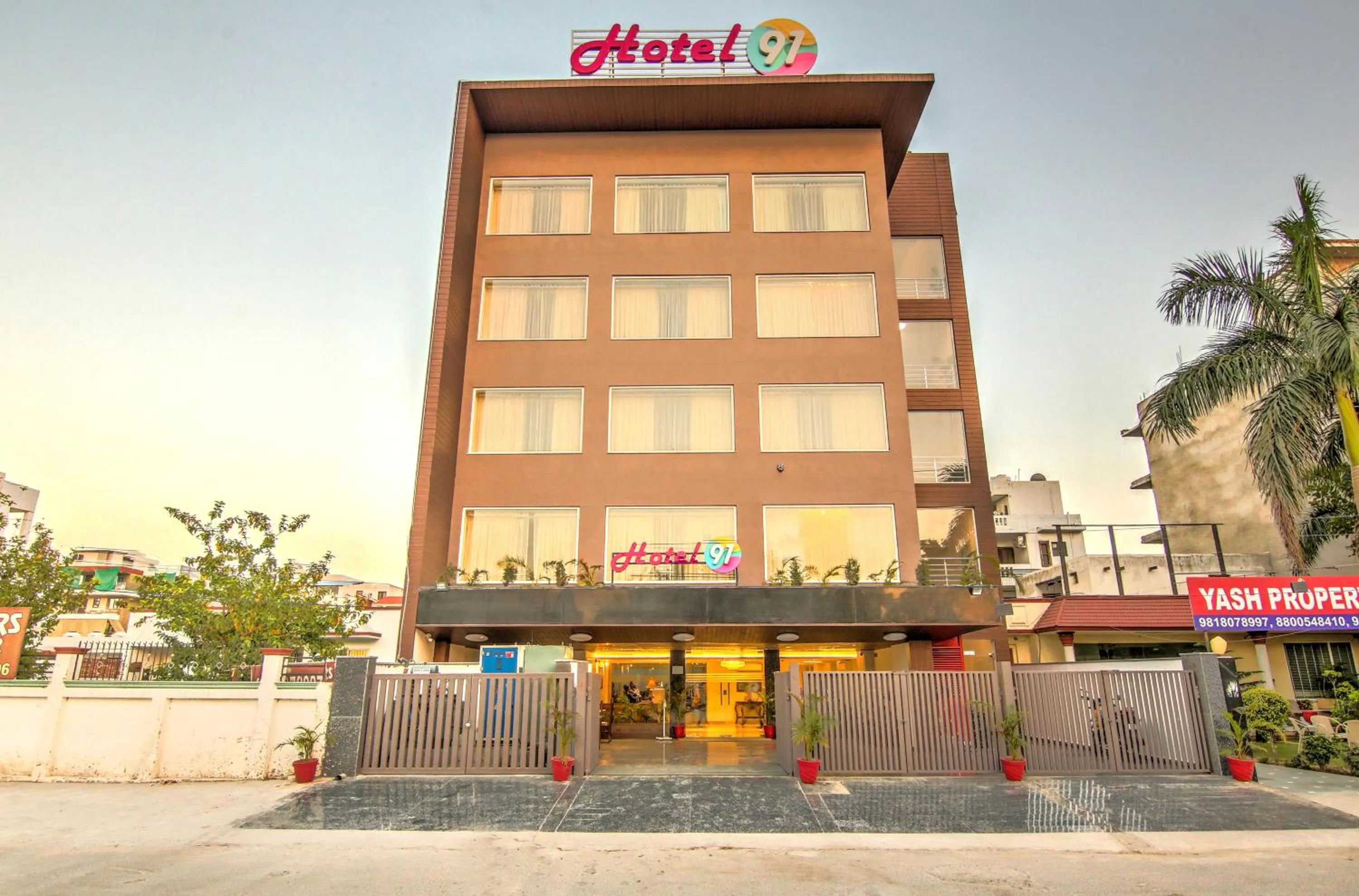 Property building in Hotel 91 Huda City Centre