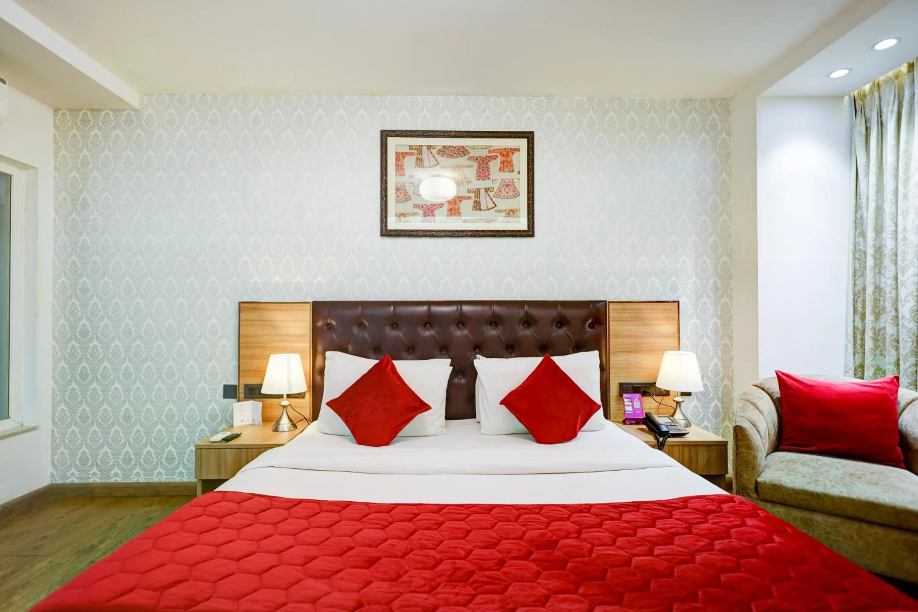 Bed in Hotel 91 Huda City Centre