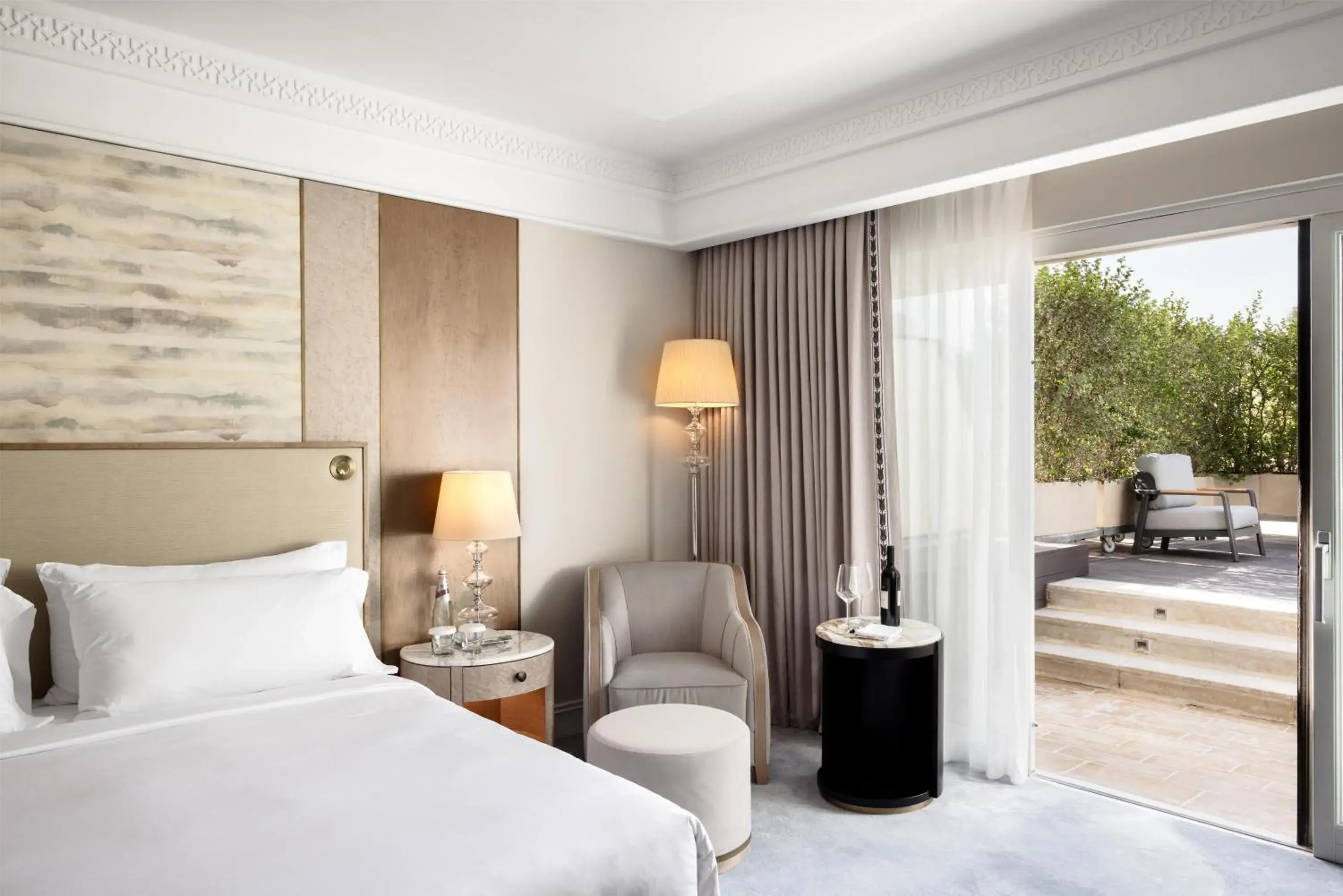 Premier King Room with Terrace in Waldorf Astoria Jerusalem Premier King Room with Terrace in Waldorf Astoria Jerusalem