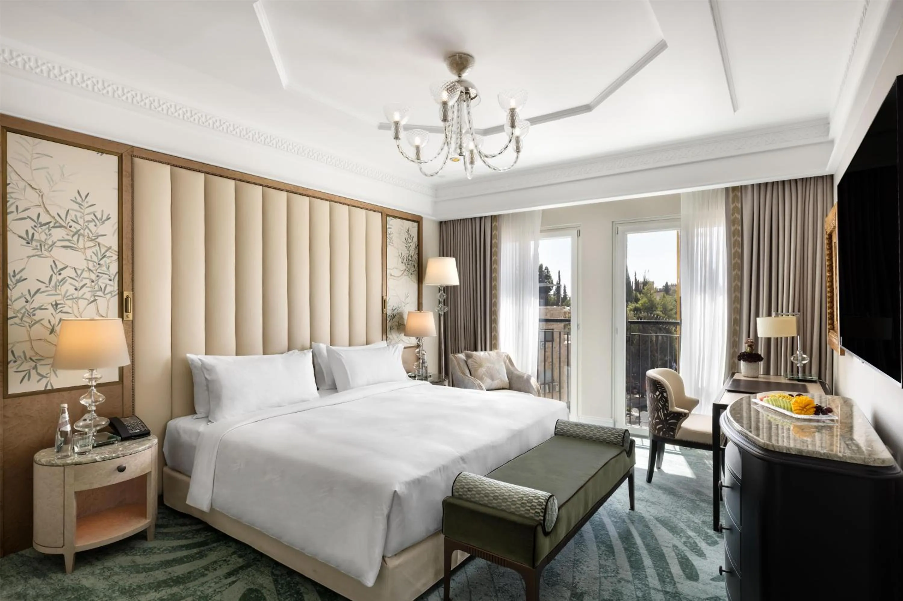 Bed in Waldorf Astoria Jerusalem