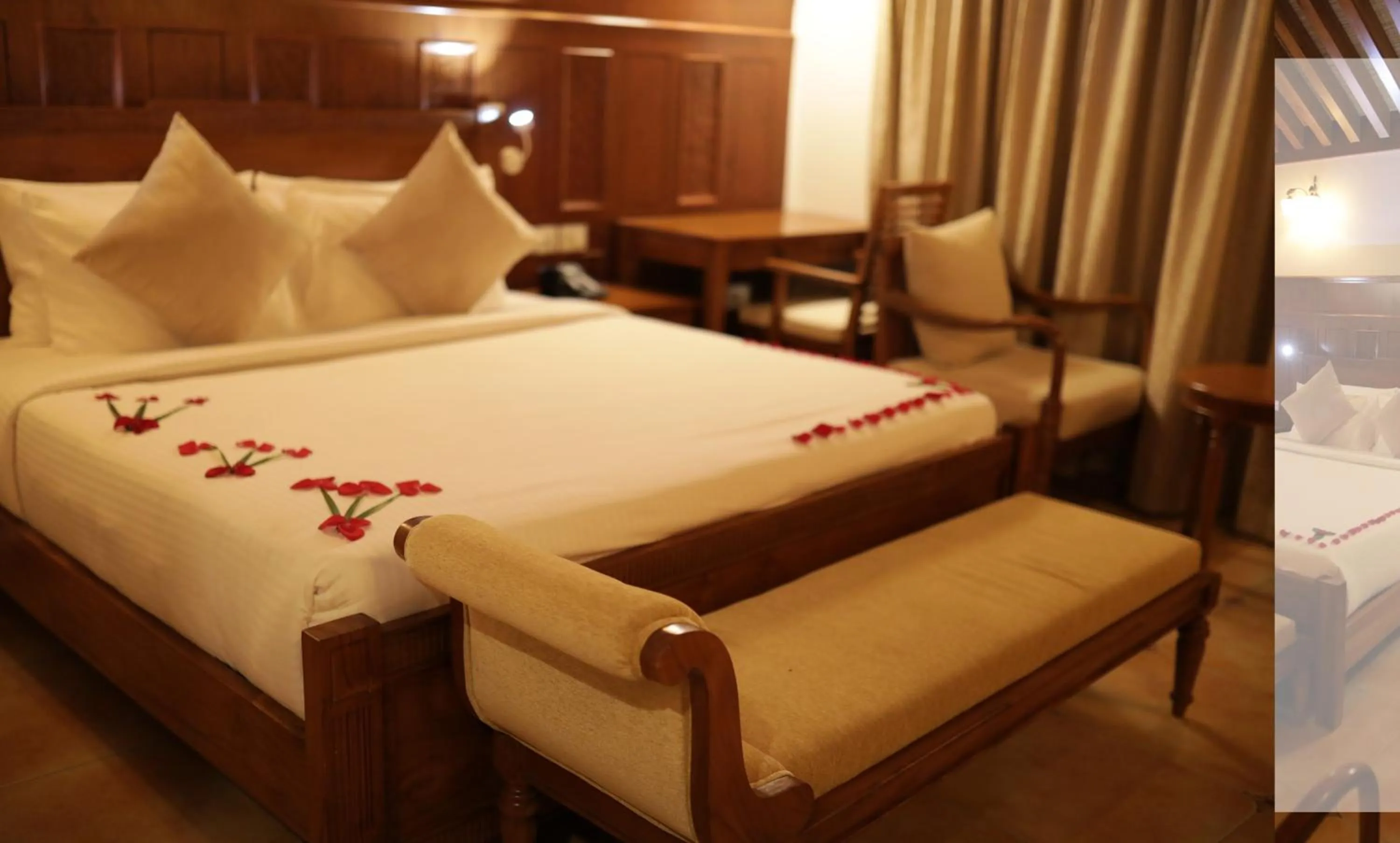 Bed in Gokulam Grand Resort & Spa, Kumarakom
