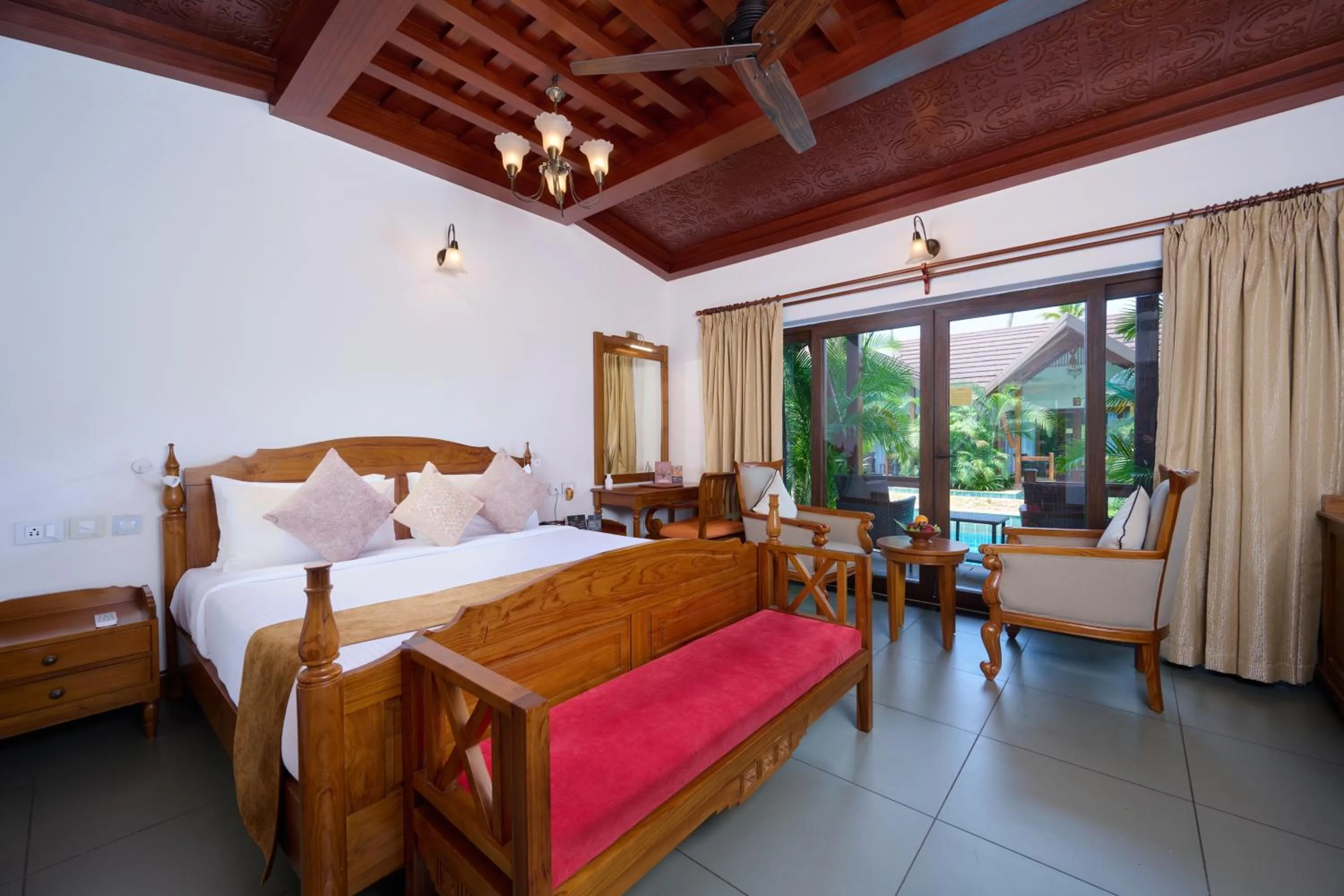 Bed in Gokulam Grand Resort & Spa, Kumarakom