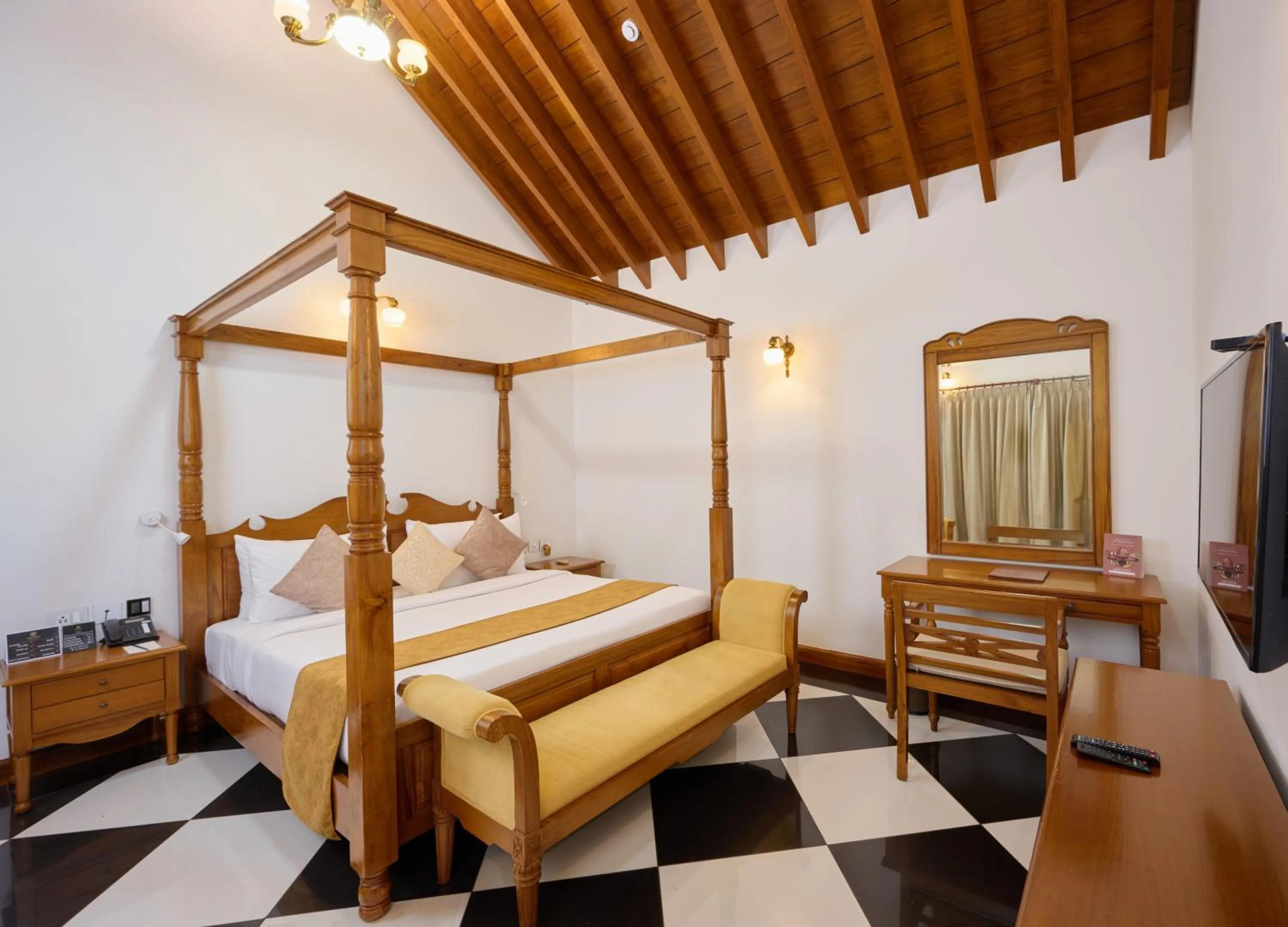 Bed in Gokulam Grand Resort & Spa, Kumarakom