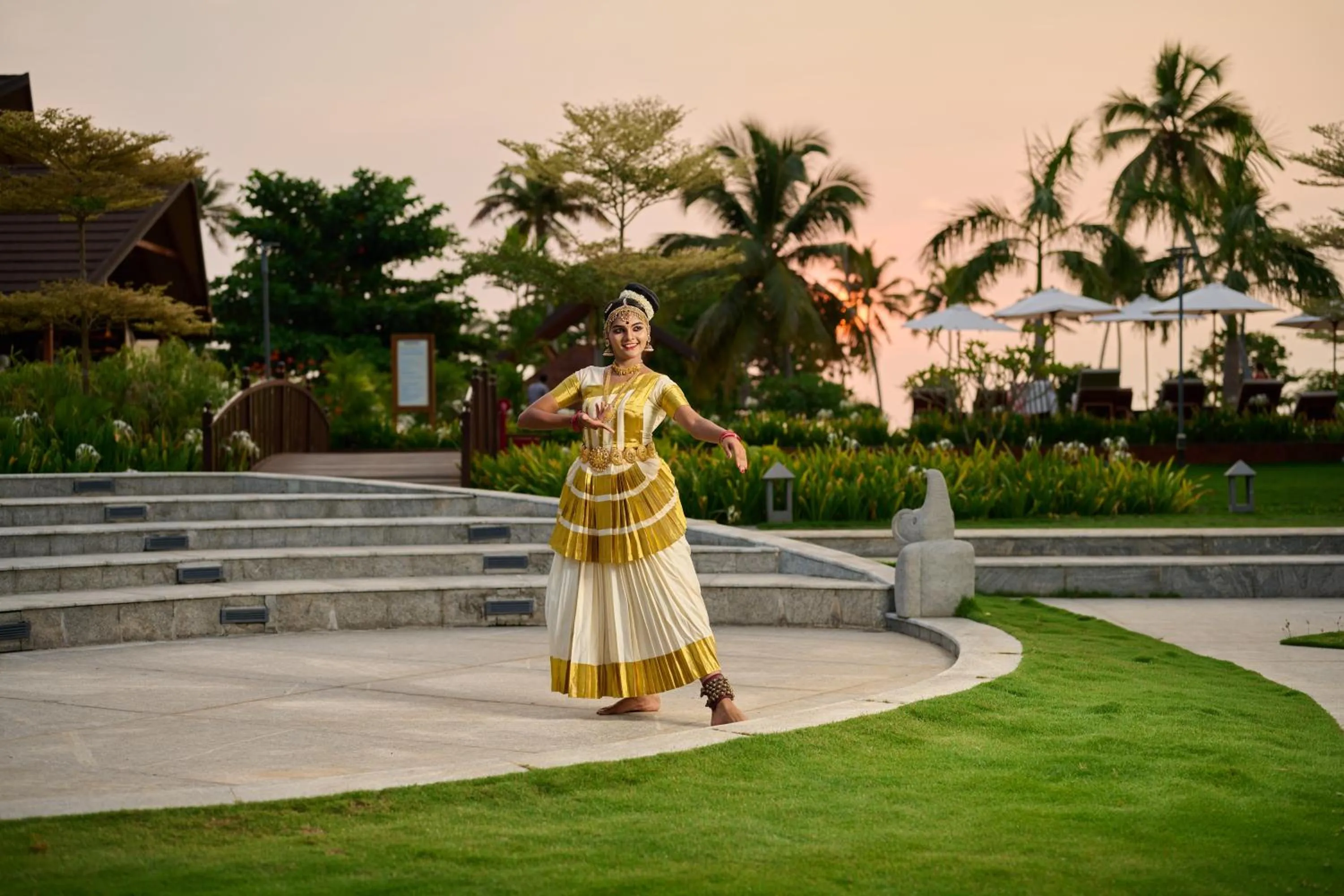 Activities in Gokulam Grand Resort & Spa, Kumarakom