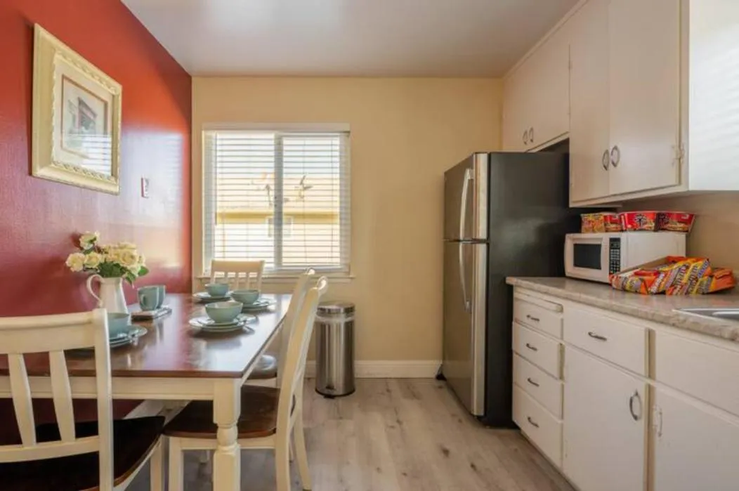 Luxury stay near Santana Row for vacation/business