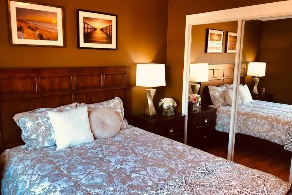 Bed in Luxury stay near Santana Row for vacation/business