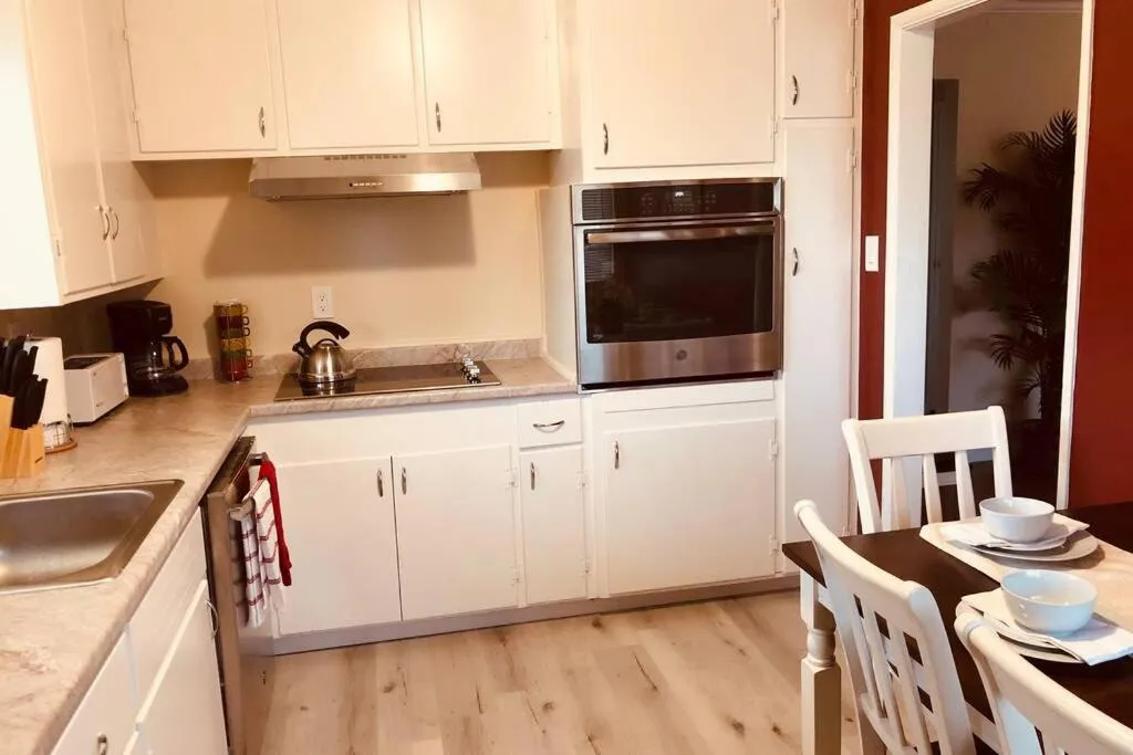 Luxury stay near Santana Row for vacation/business