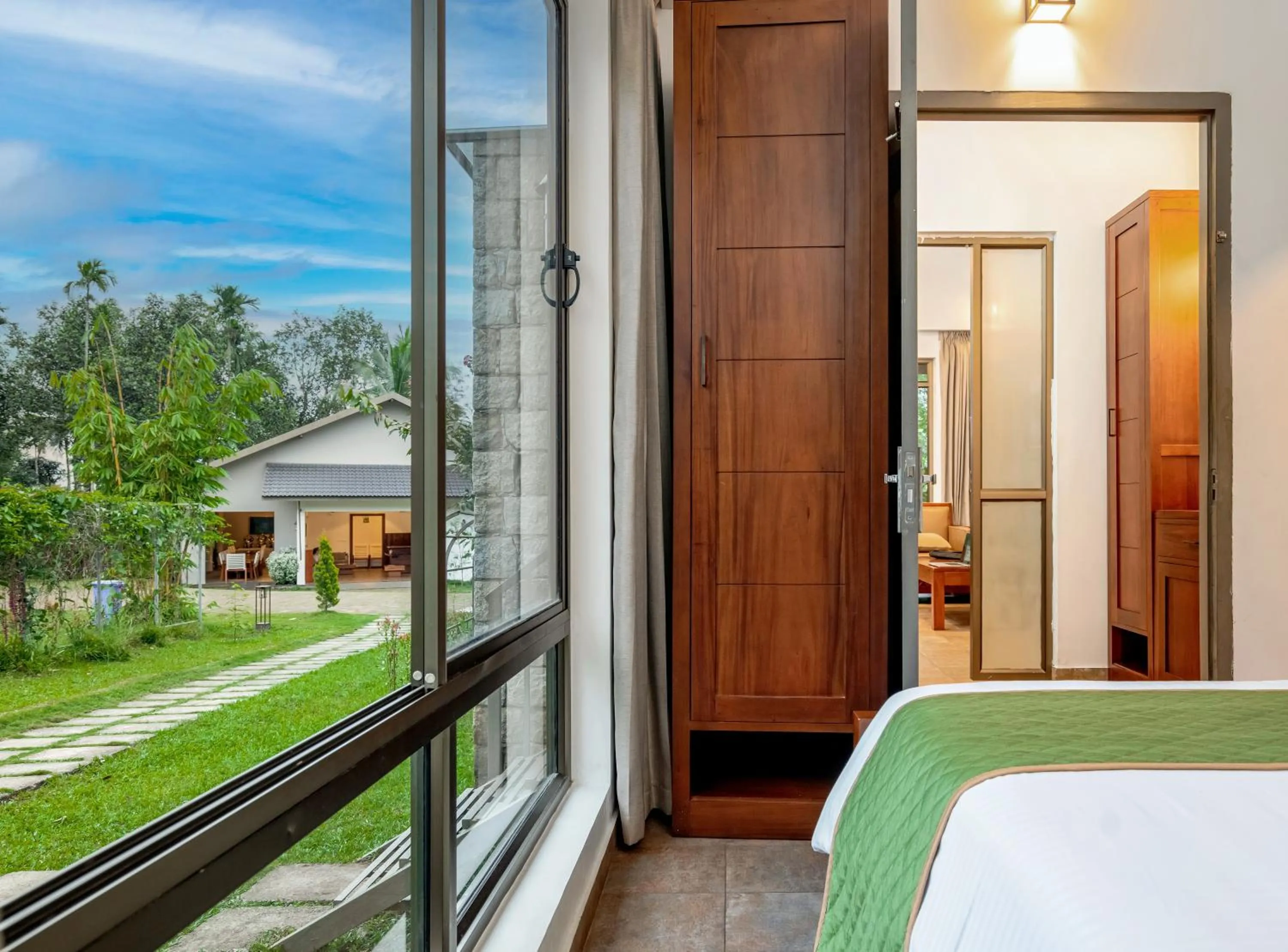 Garden view, Bed in Coffee Greens Resort