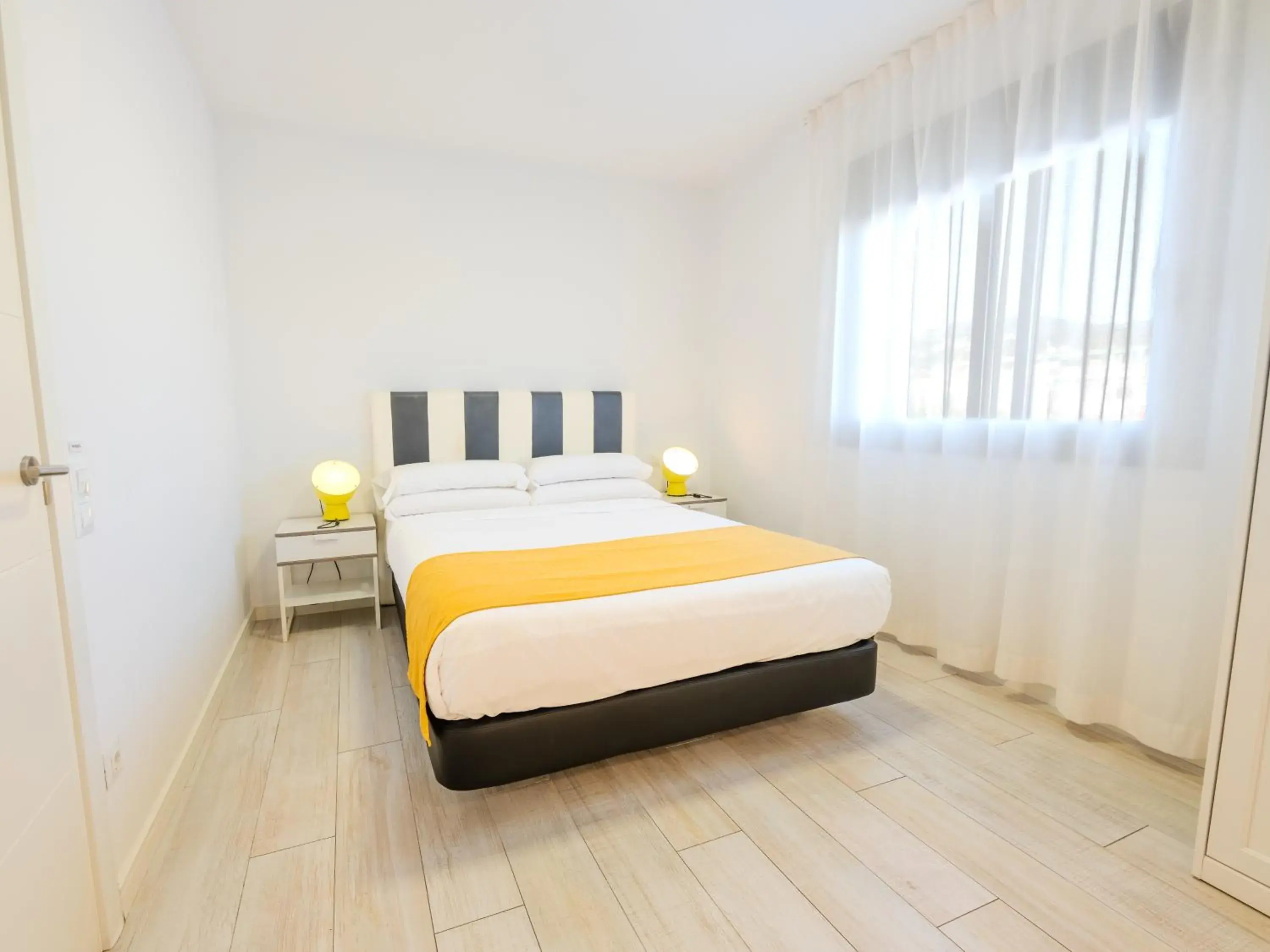 One-Bedroom Apartment in Castell Beach Aparthotel One-Bedroom Apartment in Castell Beach Aparthotel