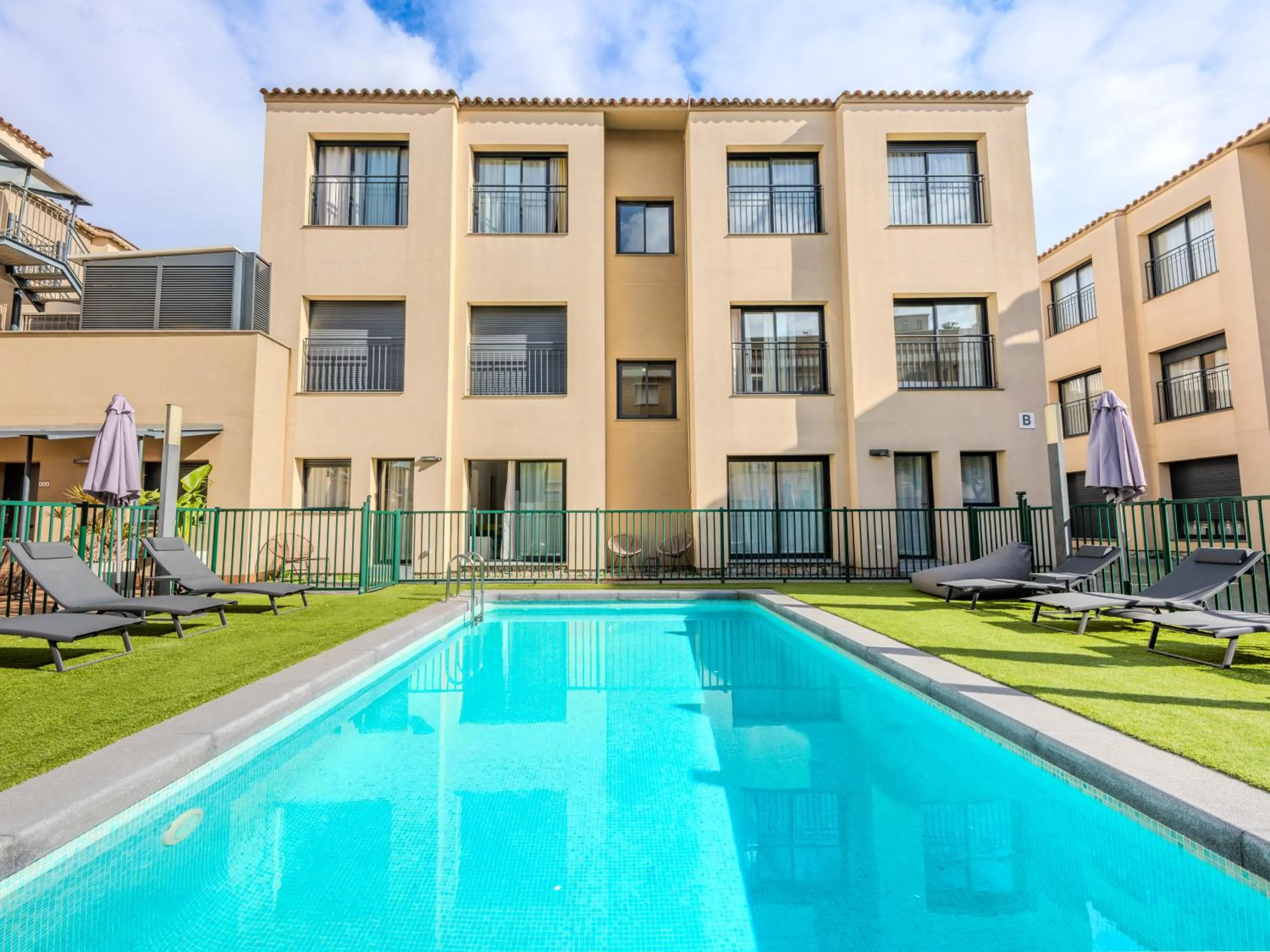 Property building in Castell Beach Aparthotel