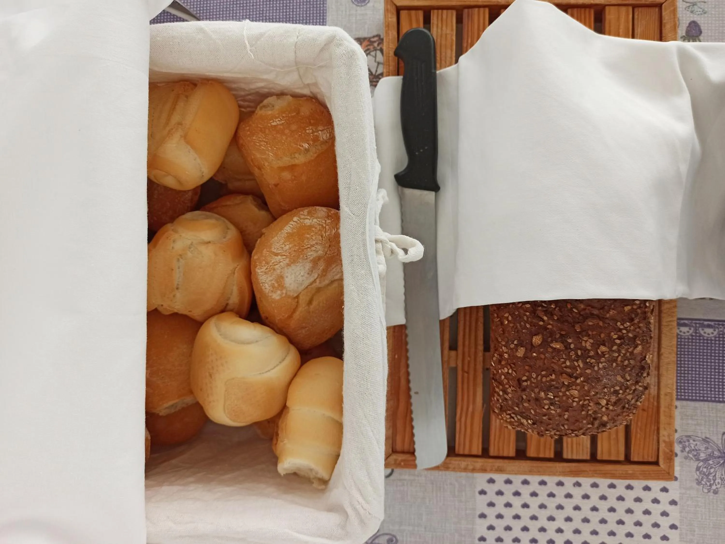 Food and drinks in Arix Hotel