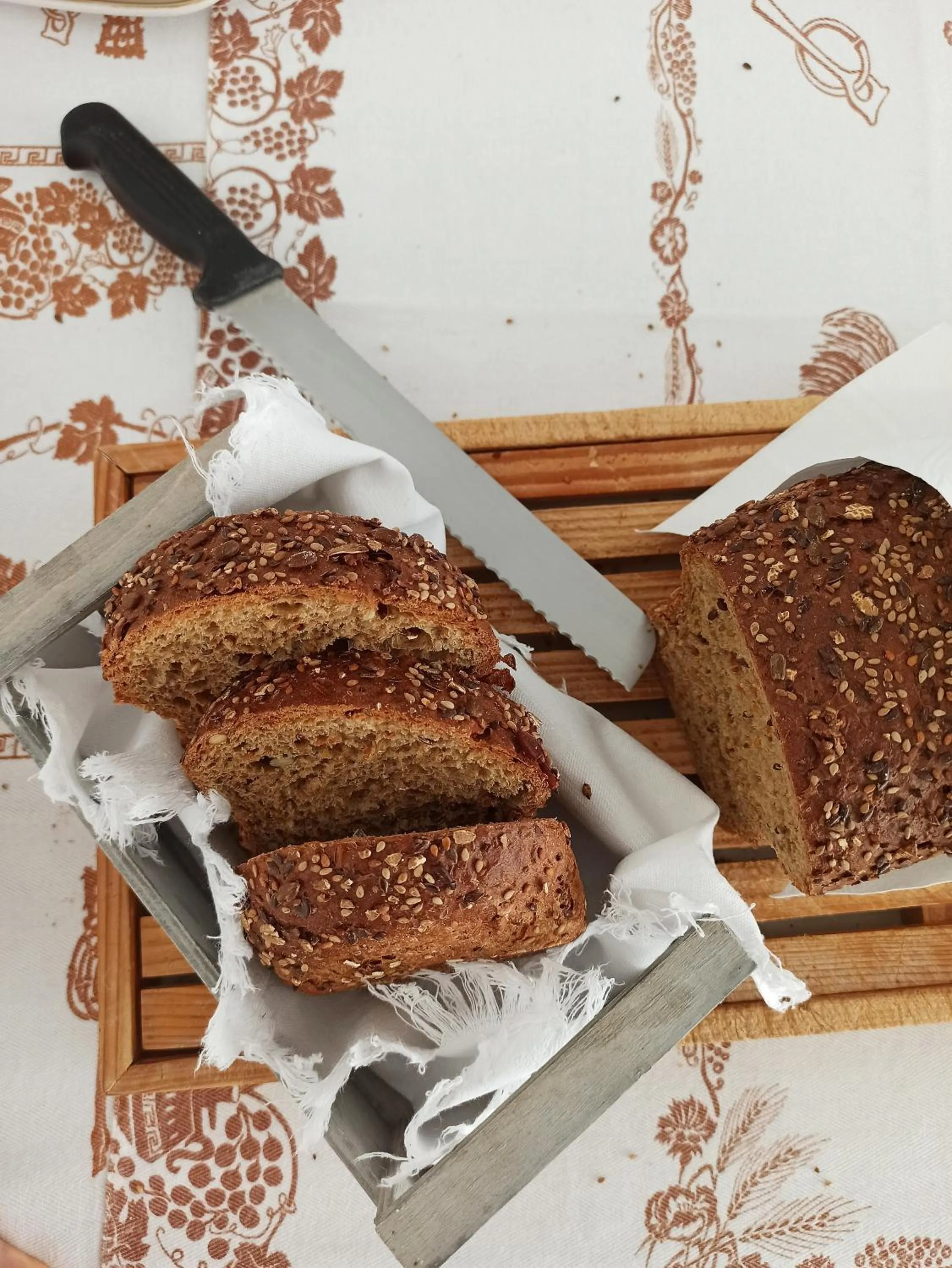 Food and drinks in Arix Hotel