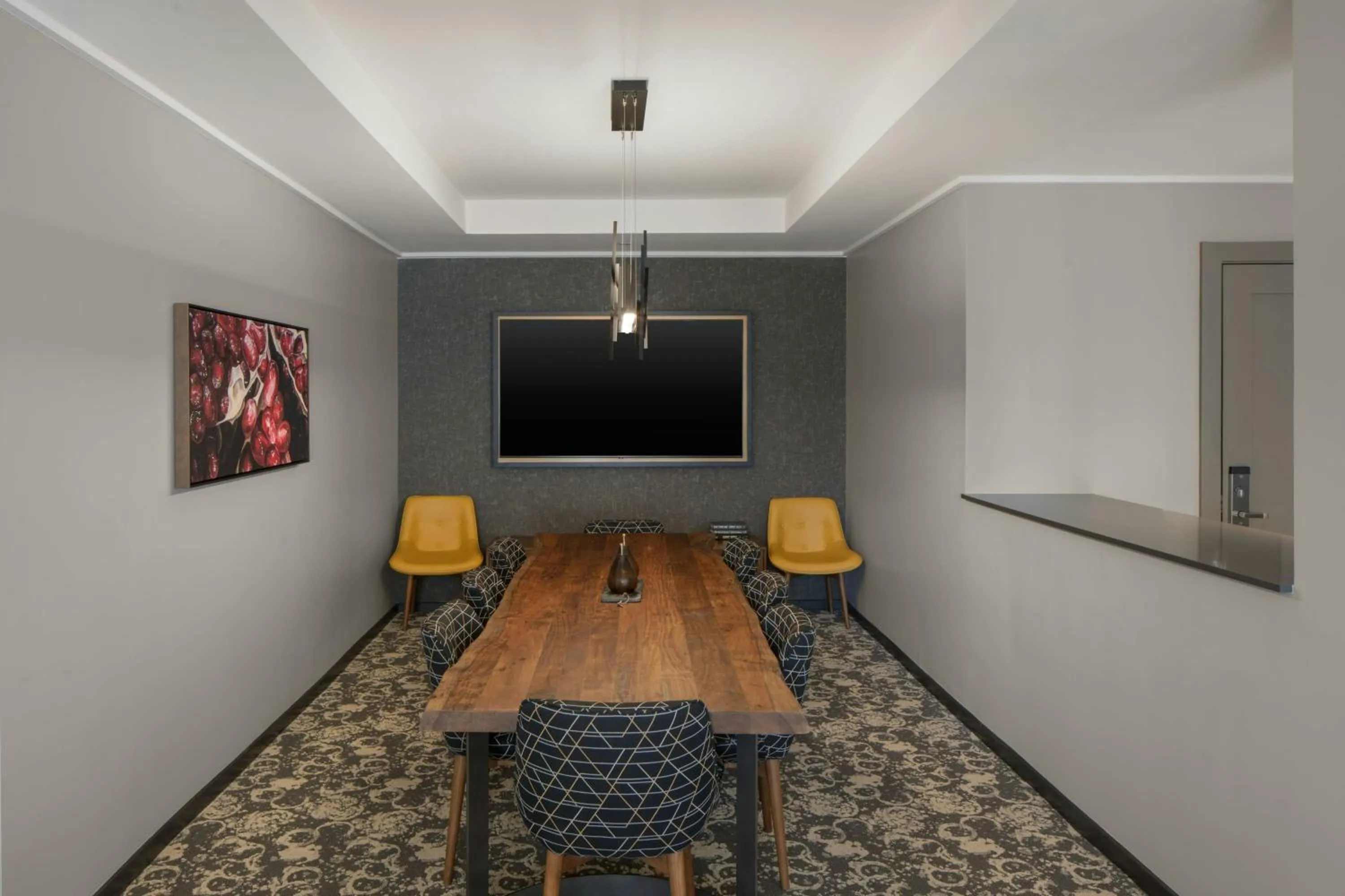 Photo of the whole room in Epicurean Atlanta, Autograph Collection