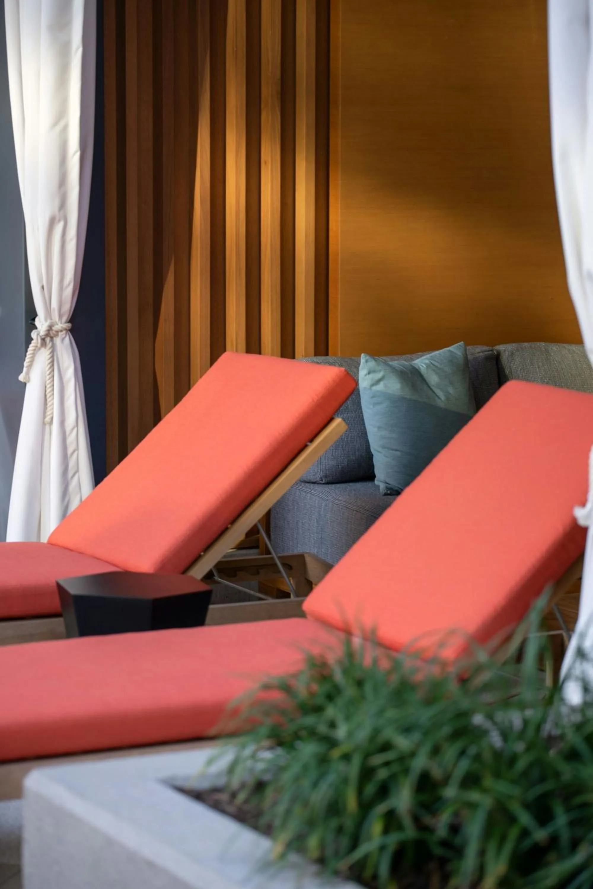 Swimming pool in Epicurean Atlanta, Autograph Collection