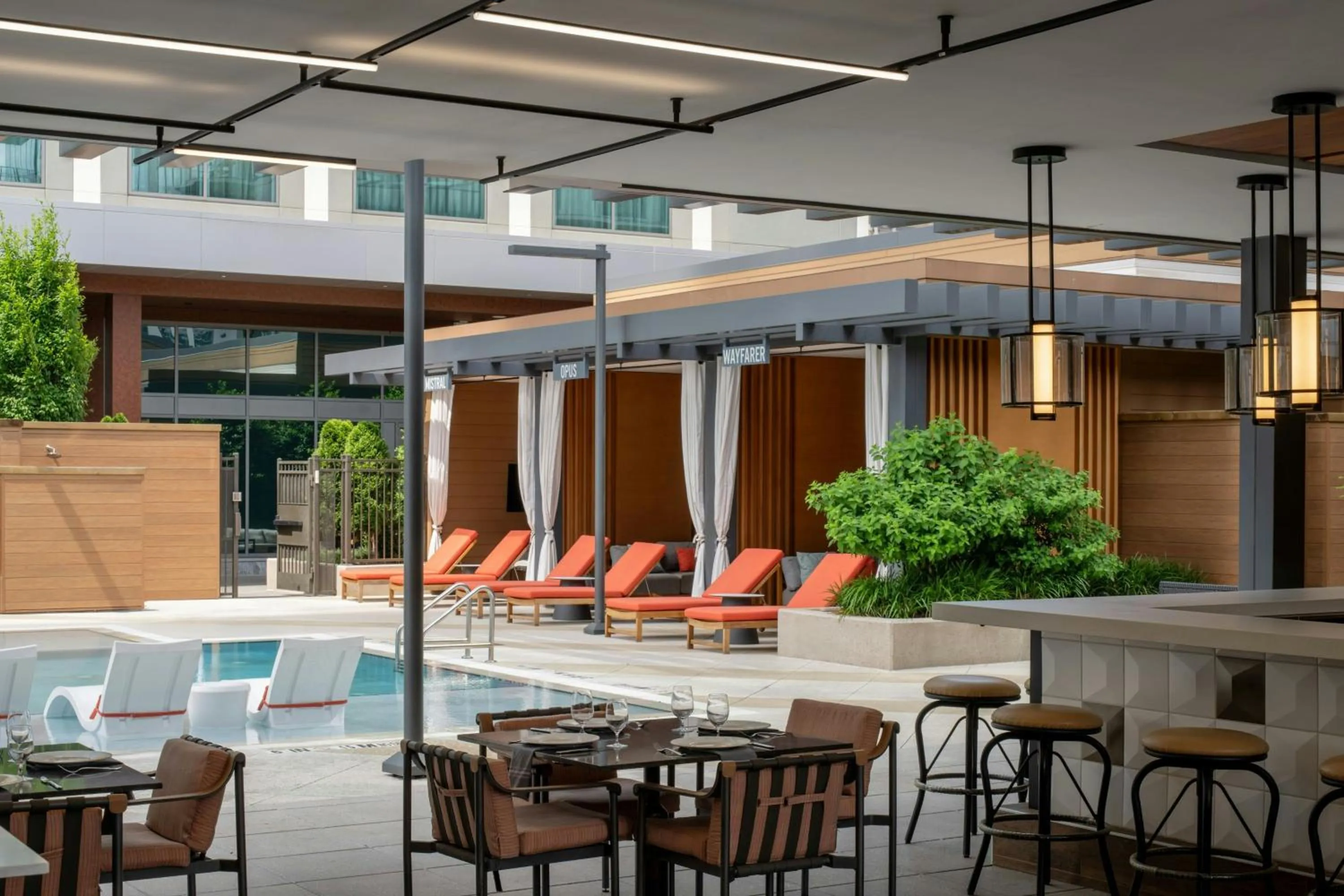 Lounge or bar in Epicurean Atlanta, Autograph Collection