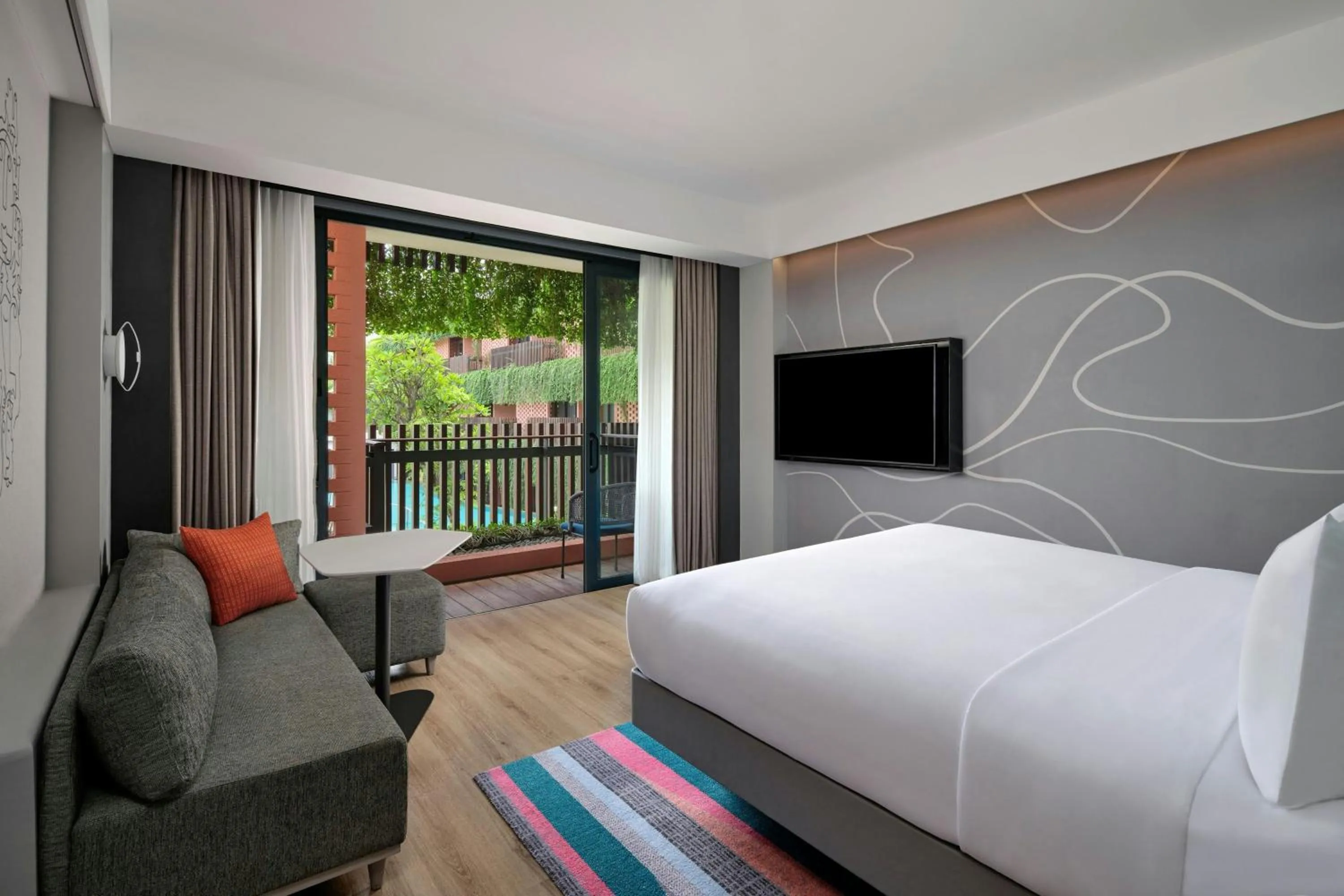 Swimming pool, Bed in Aloft Bali Kuta at Beachwalk