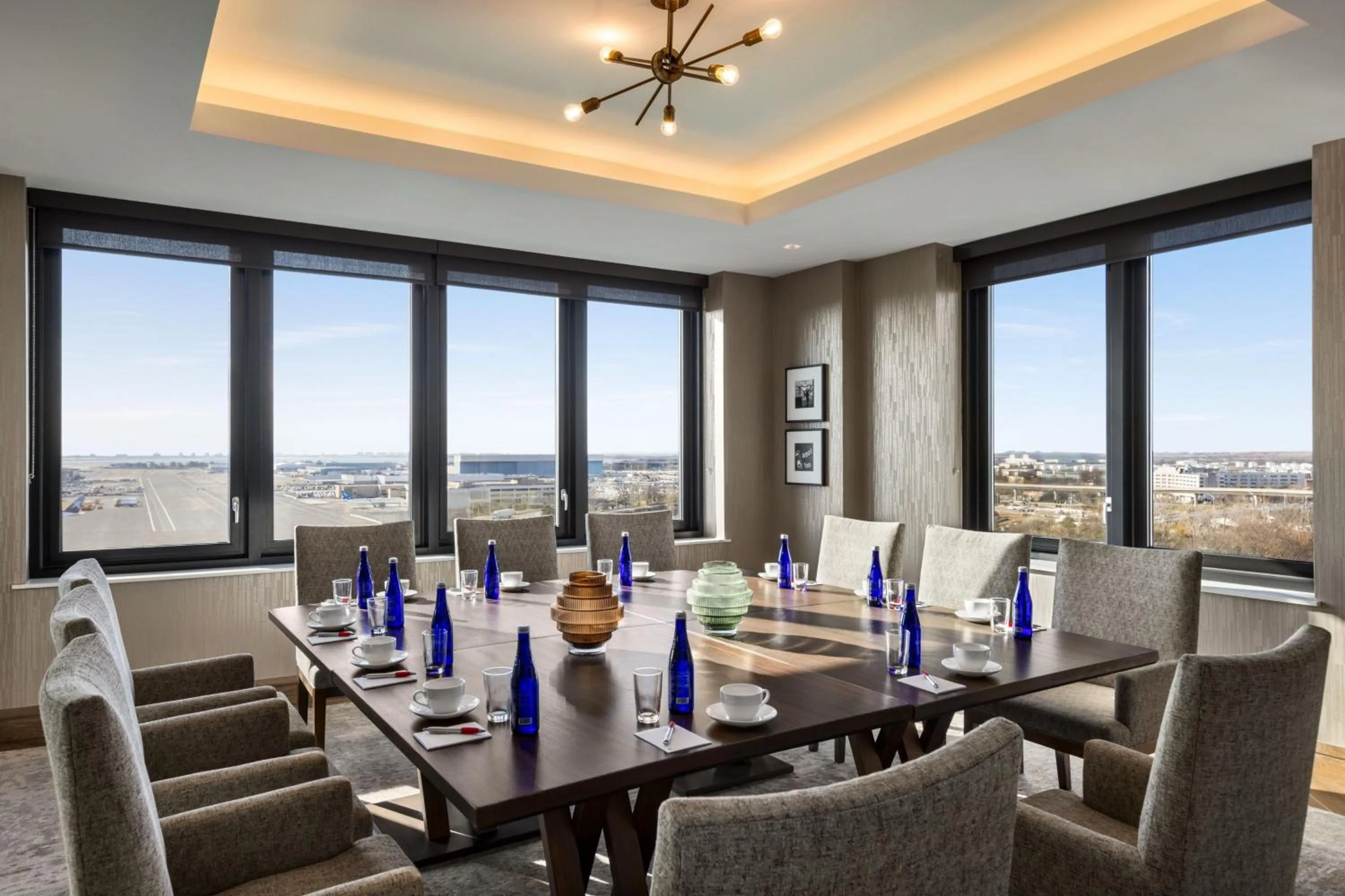 Meeting/conference room in Marriott New York JFK Airport
