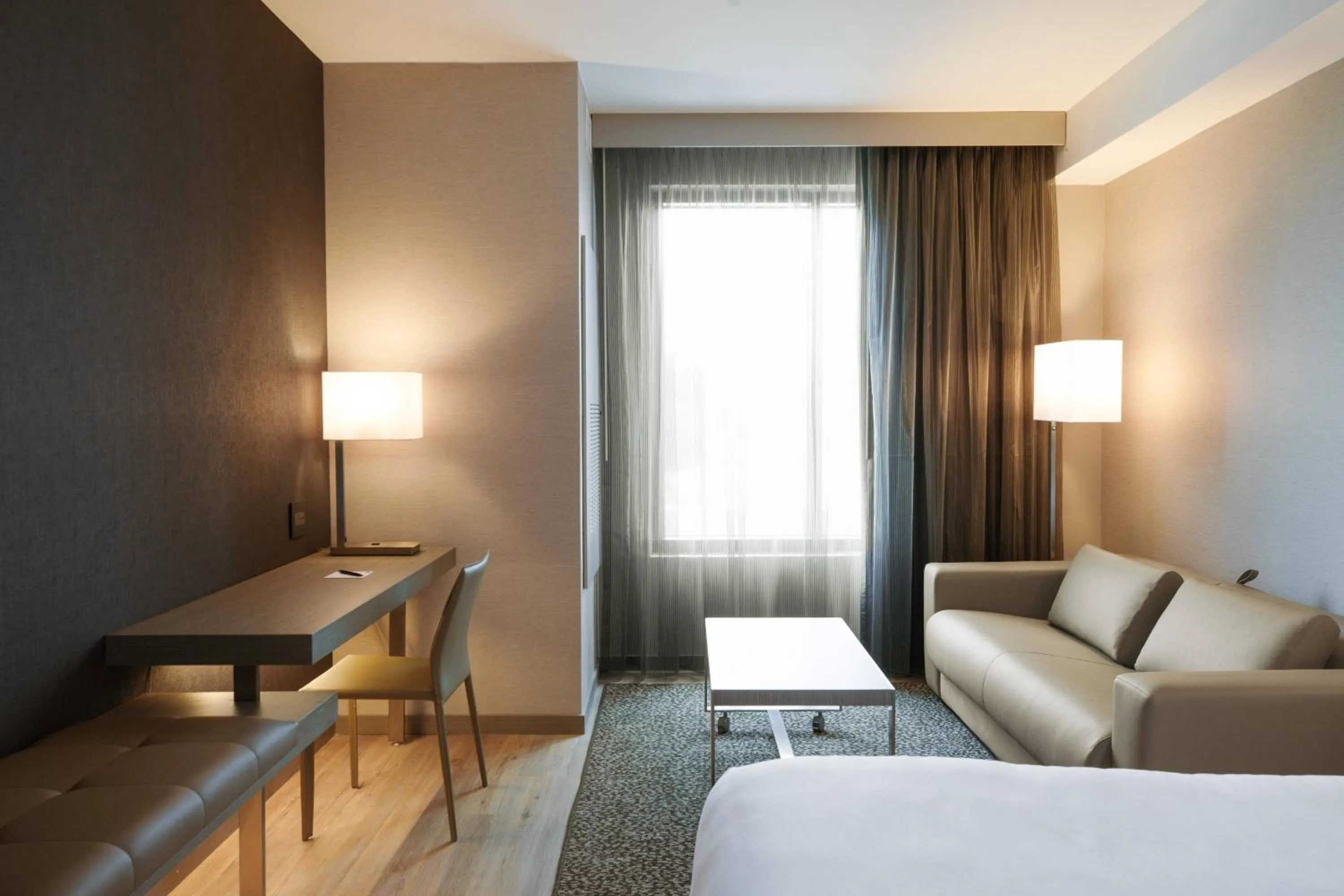 Photo of the whole room, Bed in AC Hotel by Marriott Tallahassee Universities at the Capitol