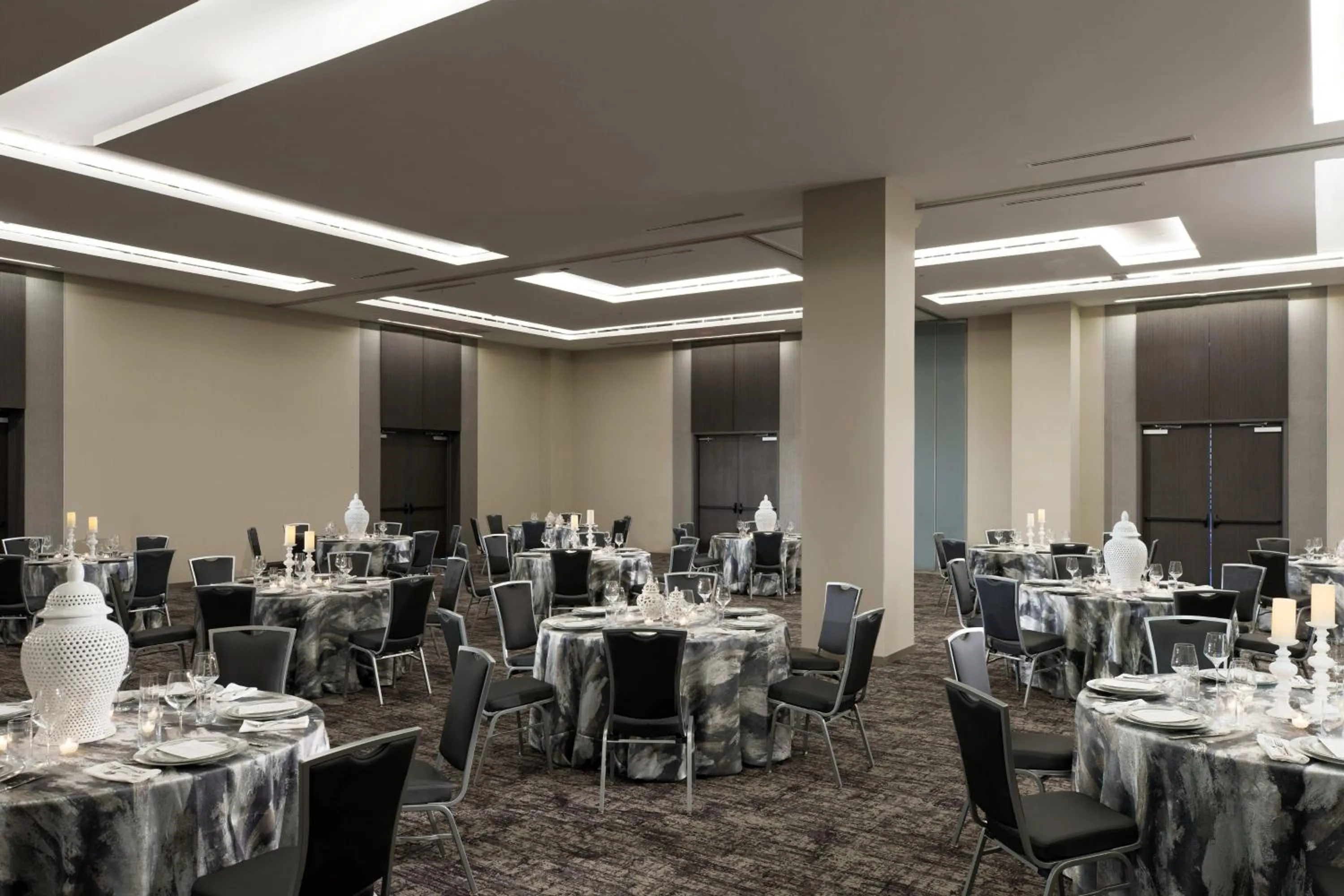 Meeting/conference room in AC Hotel by Marriott Tallahassee Universities at the Capitol