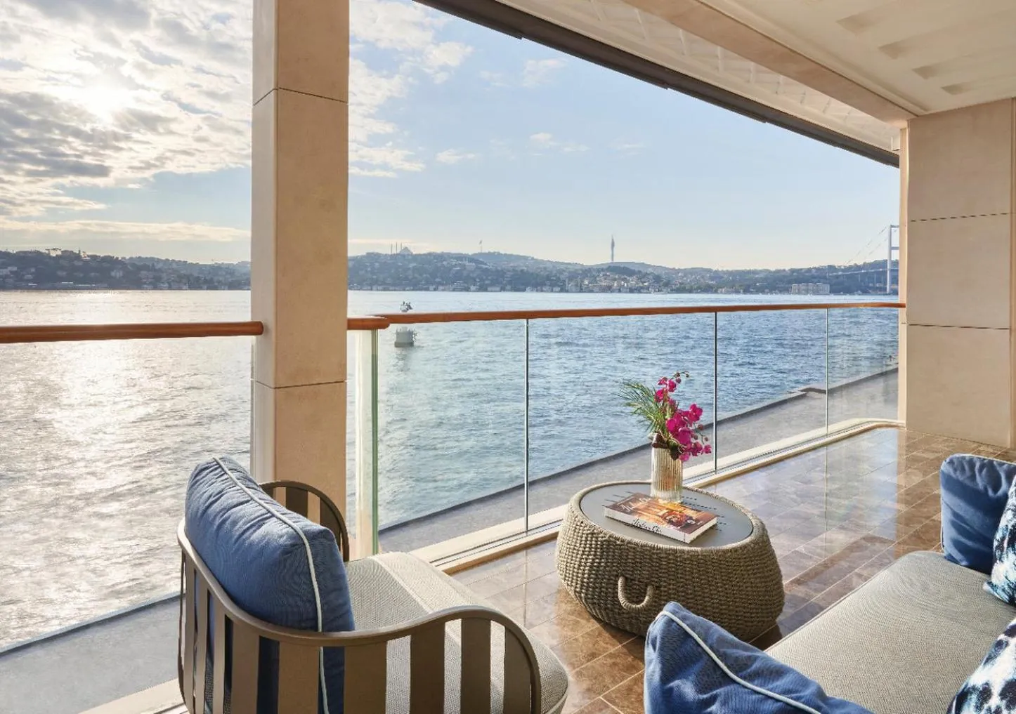 Photo of the whole room in Mandarin Oriental Bosphorus, Istanbul