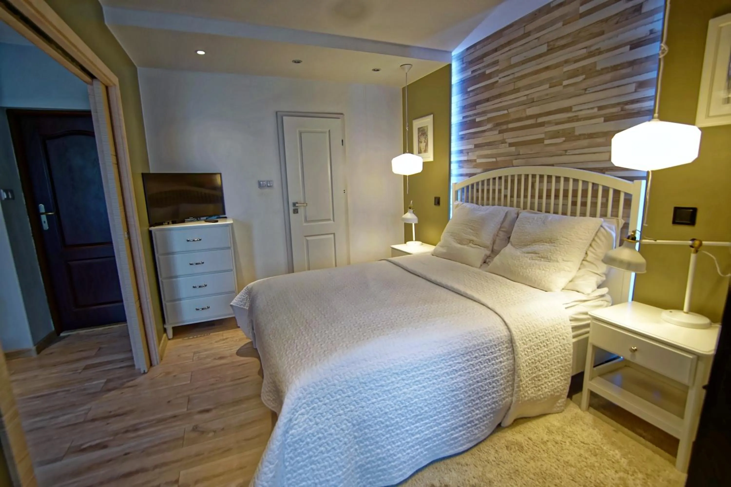 Photo of the whole room, Bed in Willa Weneda