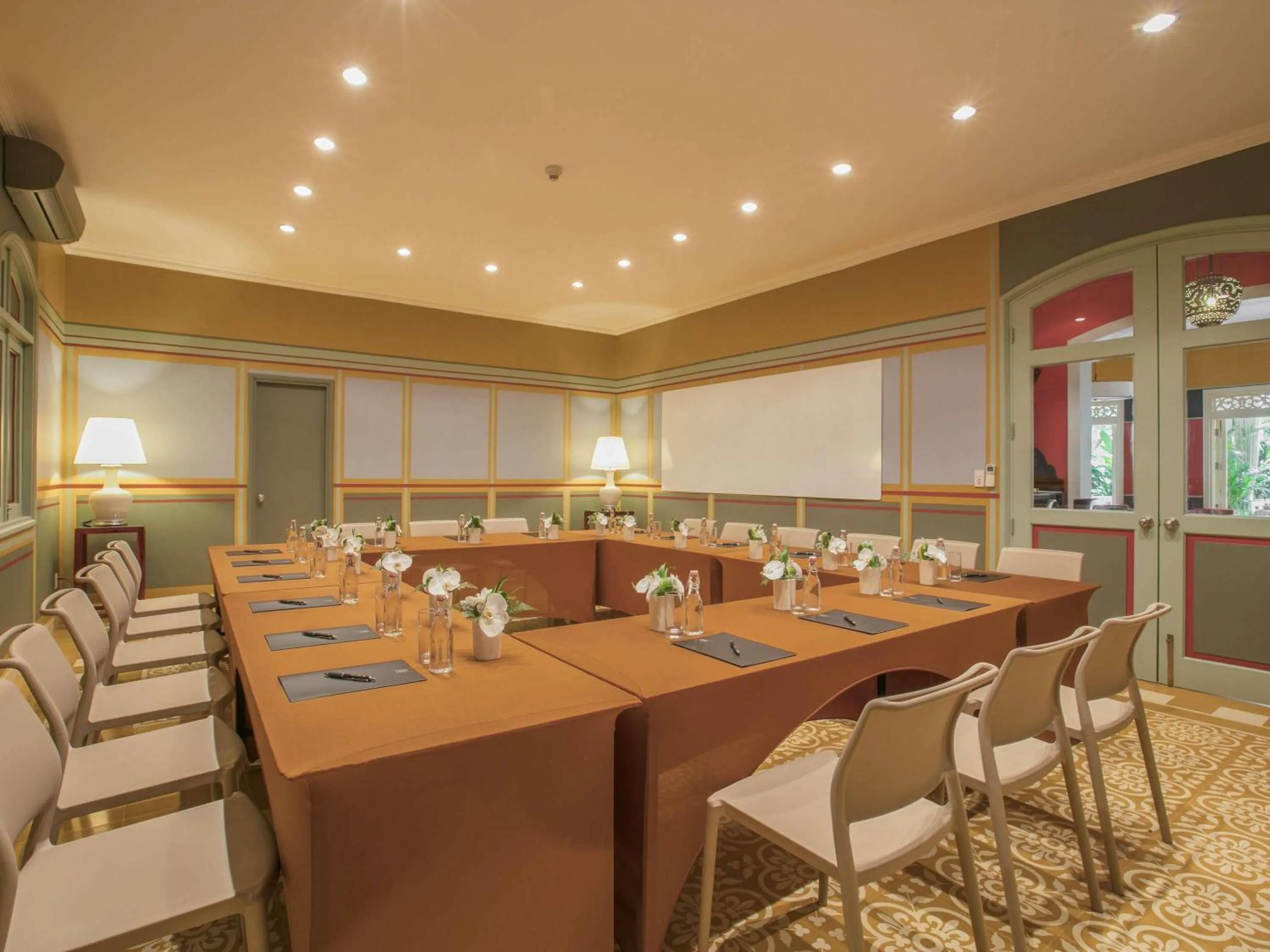 Meeting/conference room in La Veranda Resort Phu Quoc - MGallery