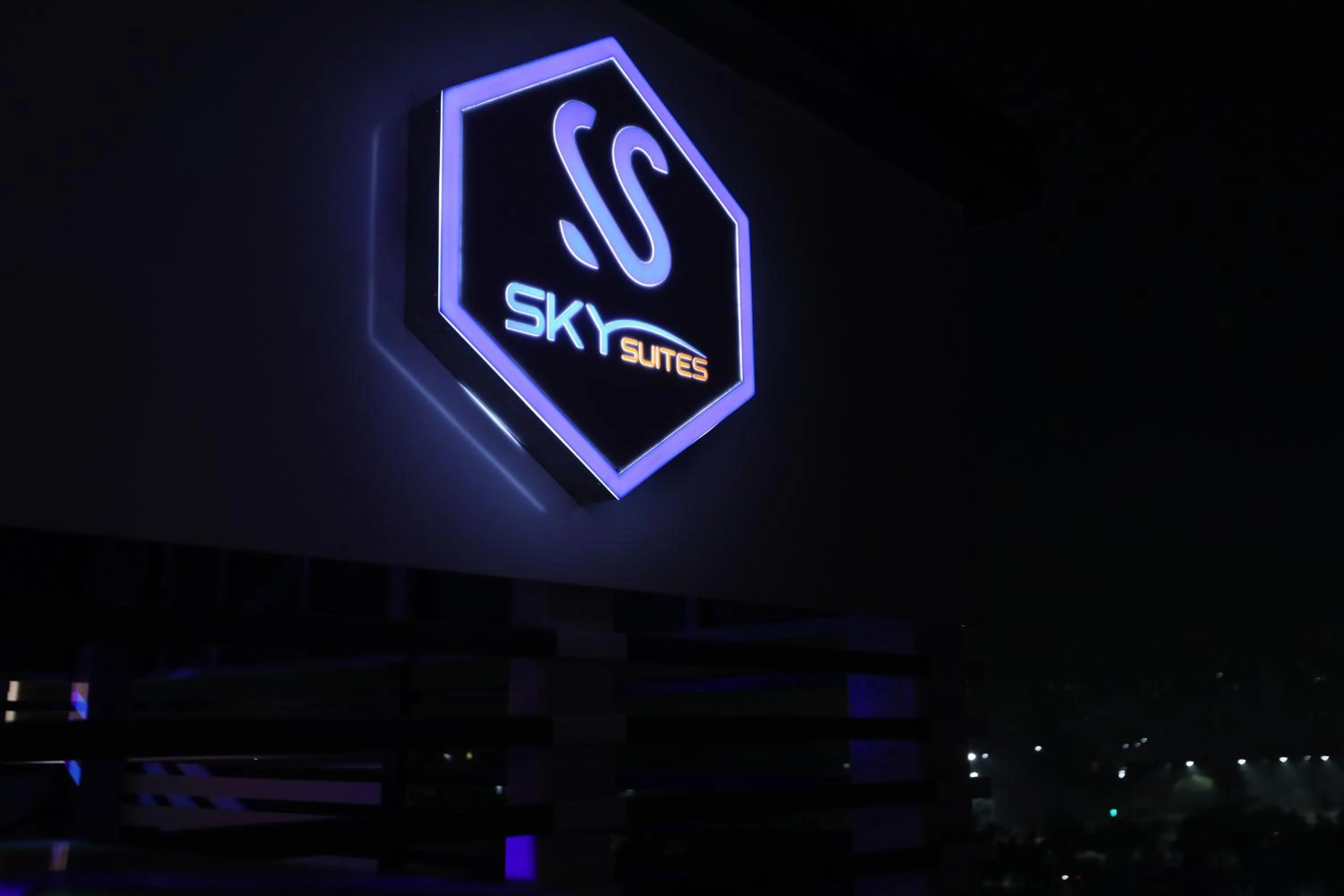 Logo/Certificate/Sign in Sky Suites Huda City Center