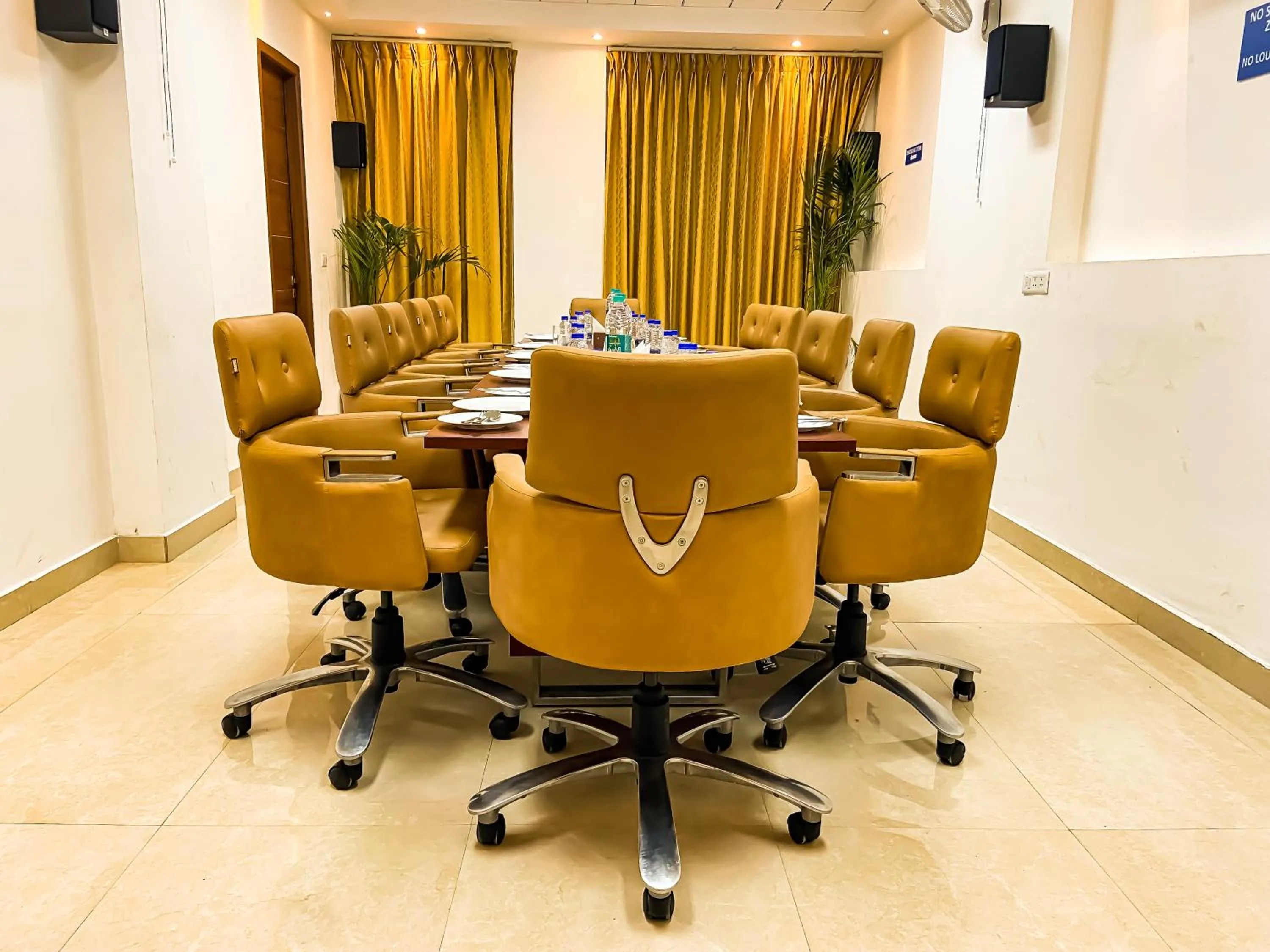 Meeting/conference room in Sky Suites Huda City Center