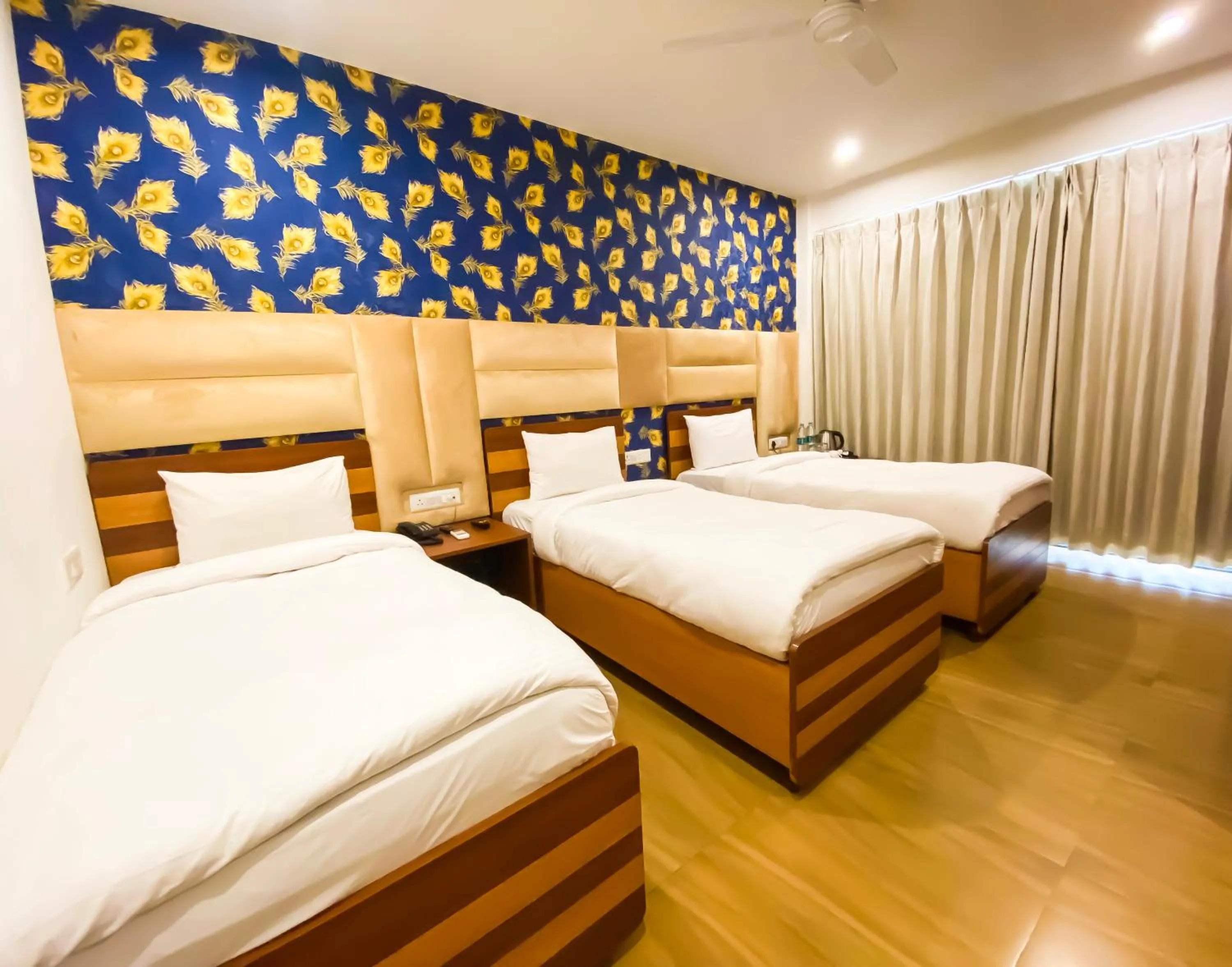 Photo of the whole room, Bed in Sky Suites Huda City Center