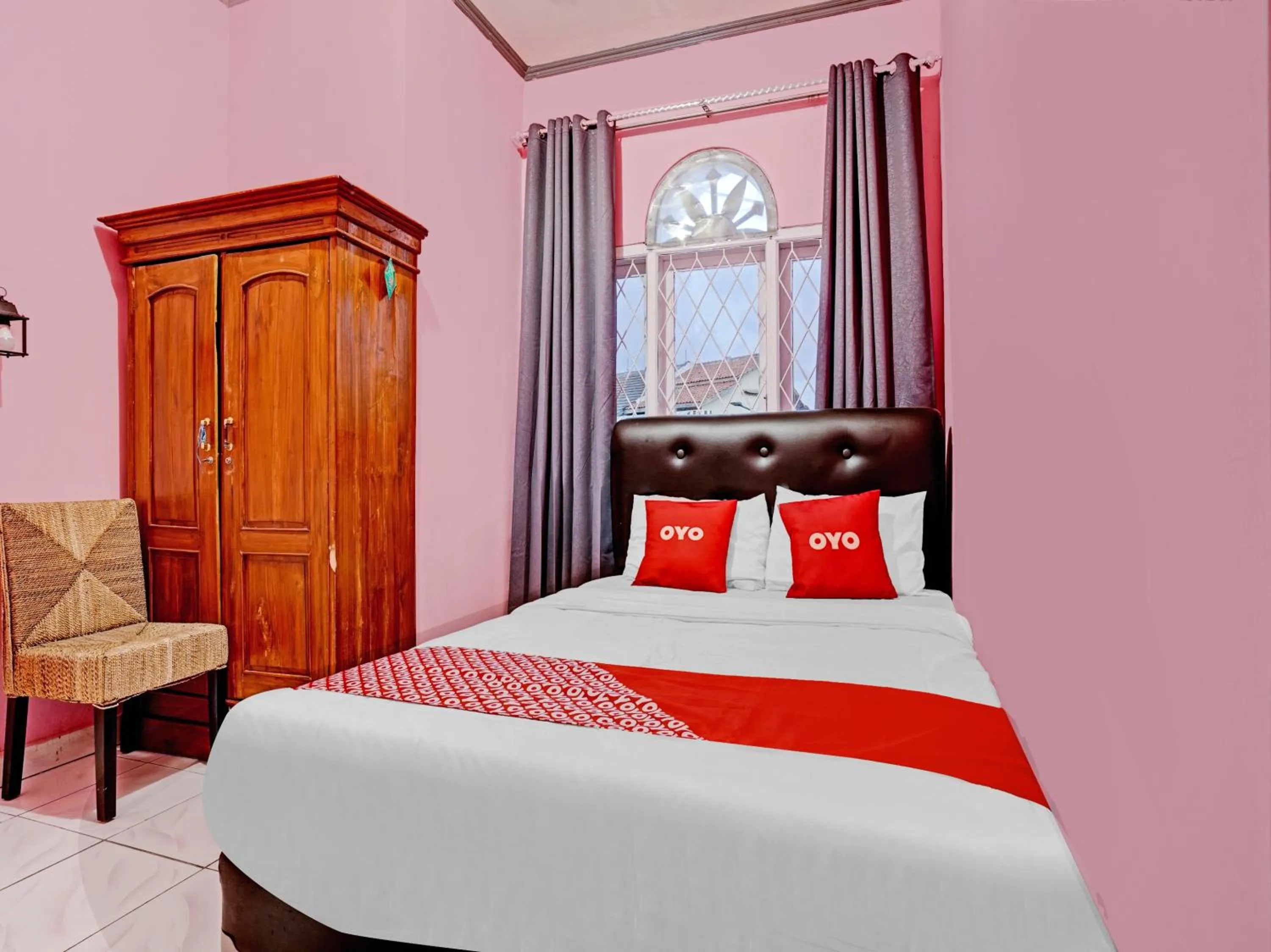 Standard Double Room in OYO 90289 Lestari Syariah Homestay