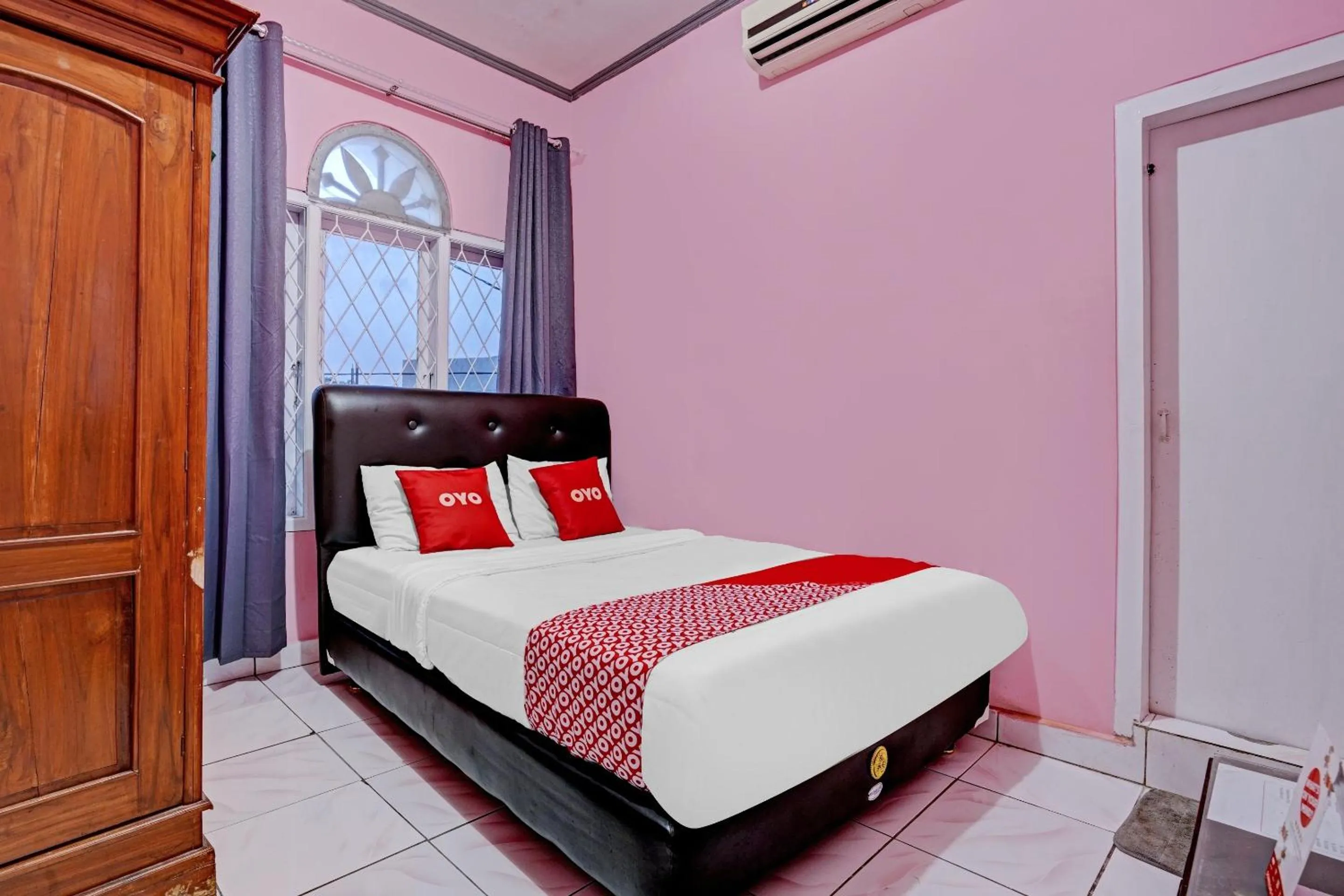Bedroom in OYO 90289 Lestari Syariah Homestay