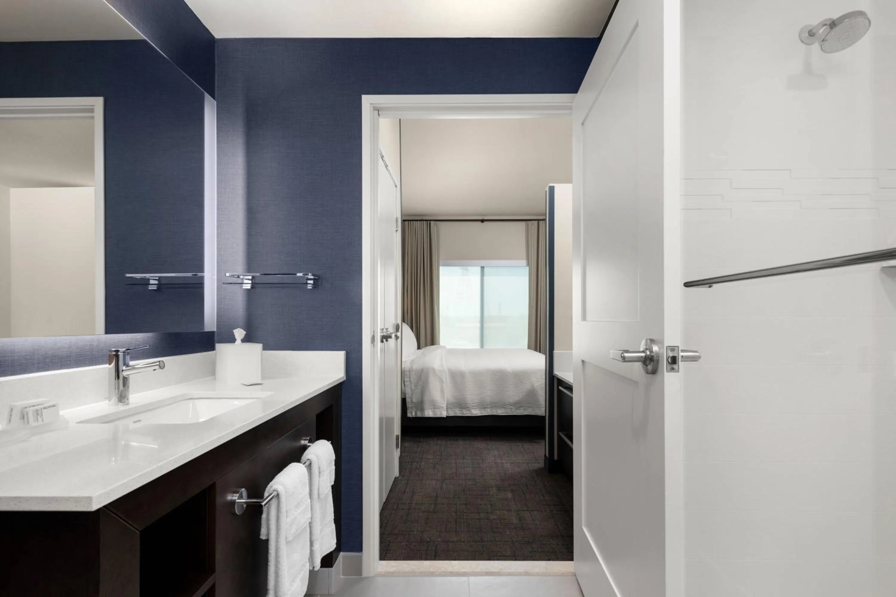 Bathroom, Bed in Residence Inn by Marriott East Peoria