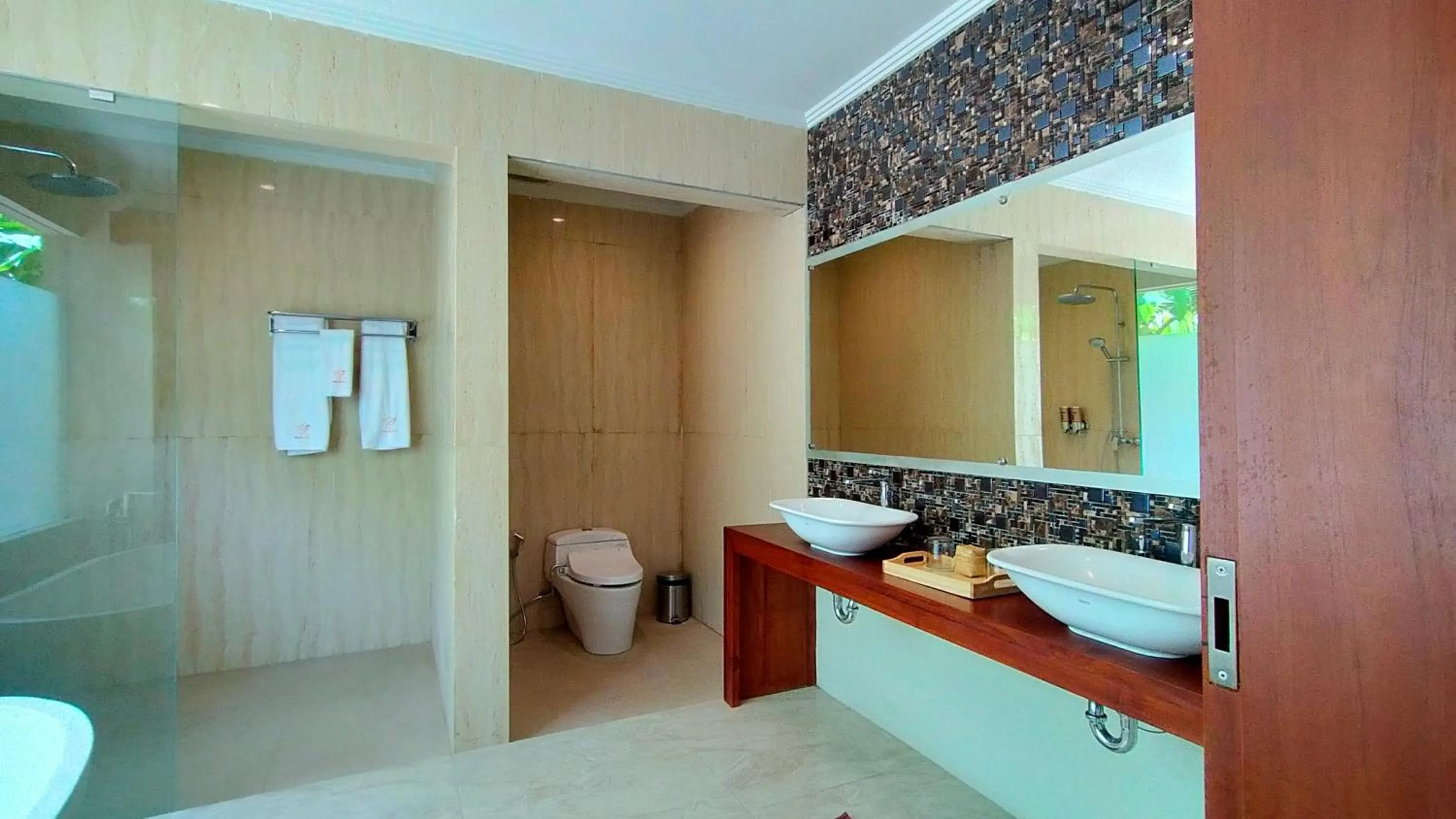 Bathroom in The Grand Villandra Resort Lovina