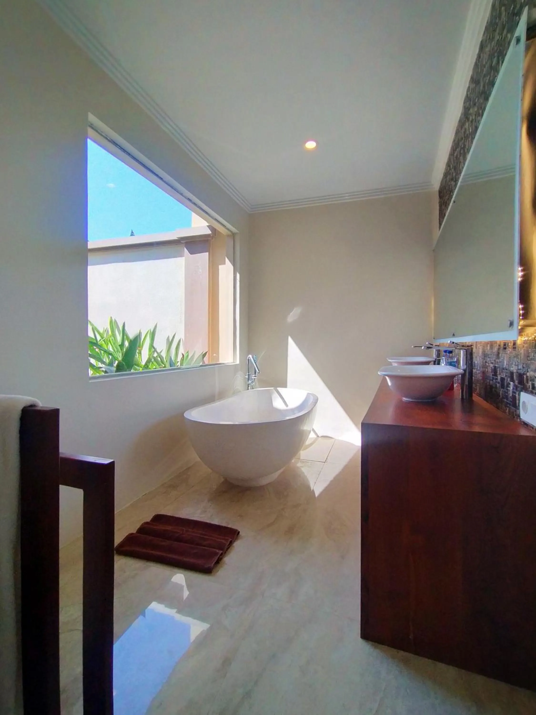 Bathroom in The Grand Villandra Resort Lovina