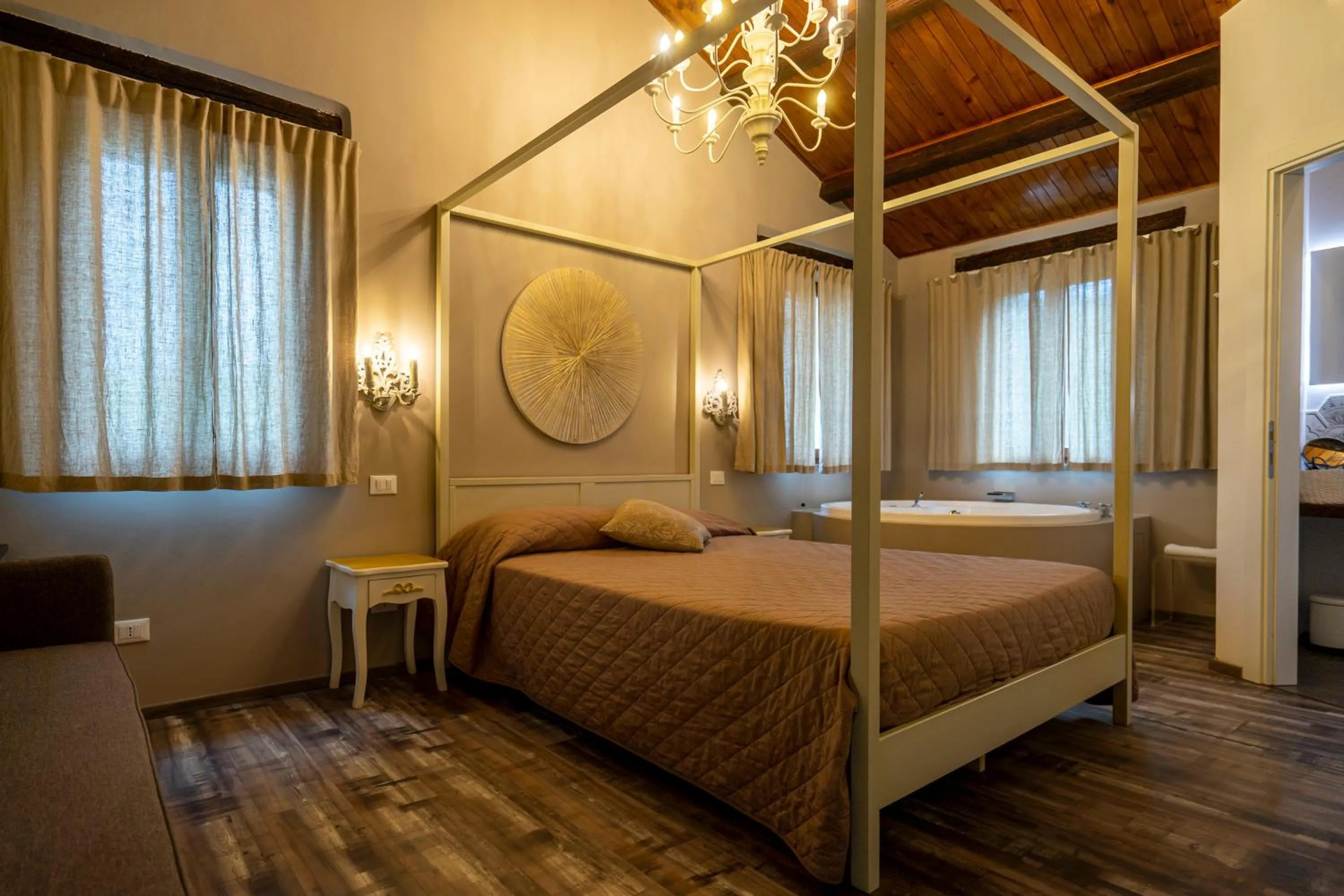 Photo of the whole room, Bed in Villa Ca' Viola Rimini