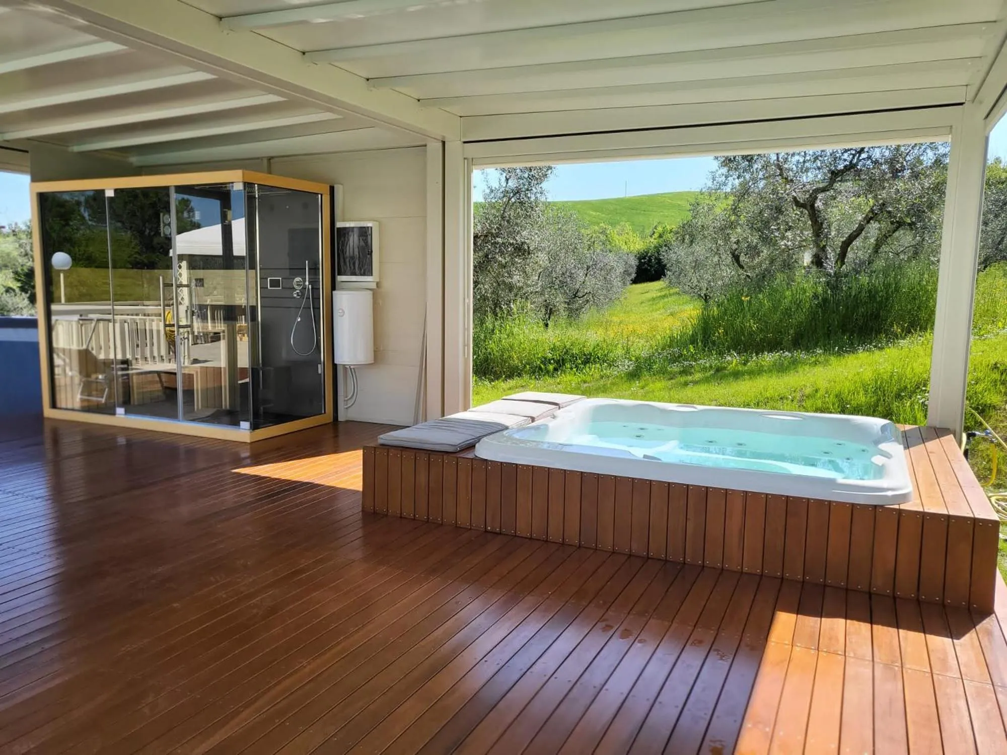 Hot Tub in Villa Ca' Viola Rimini