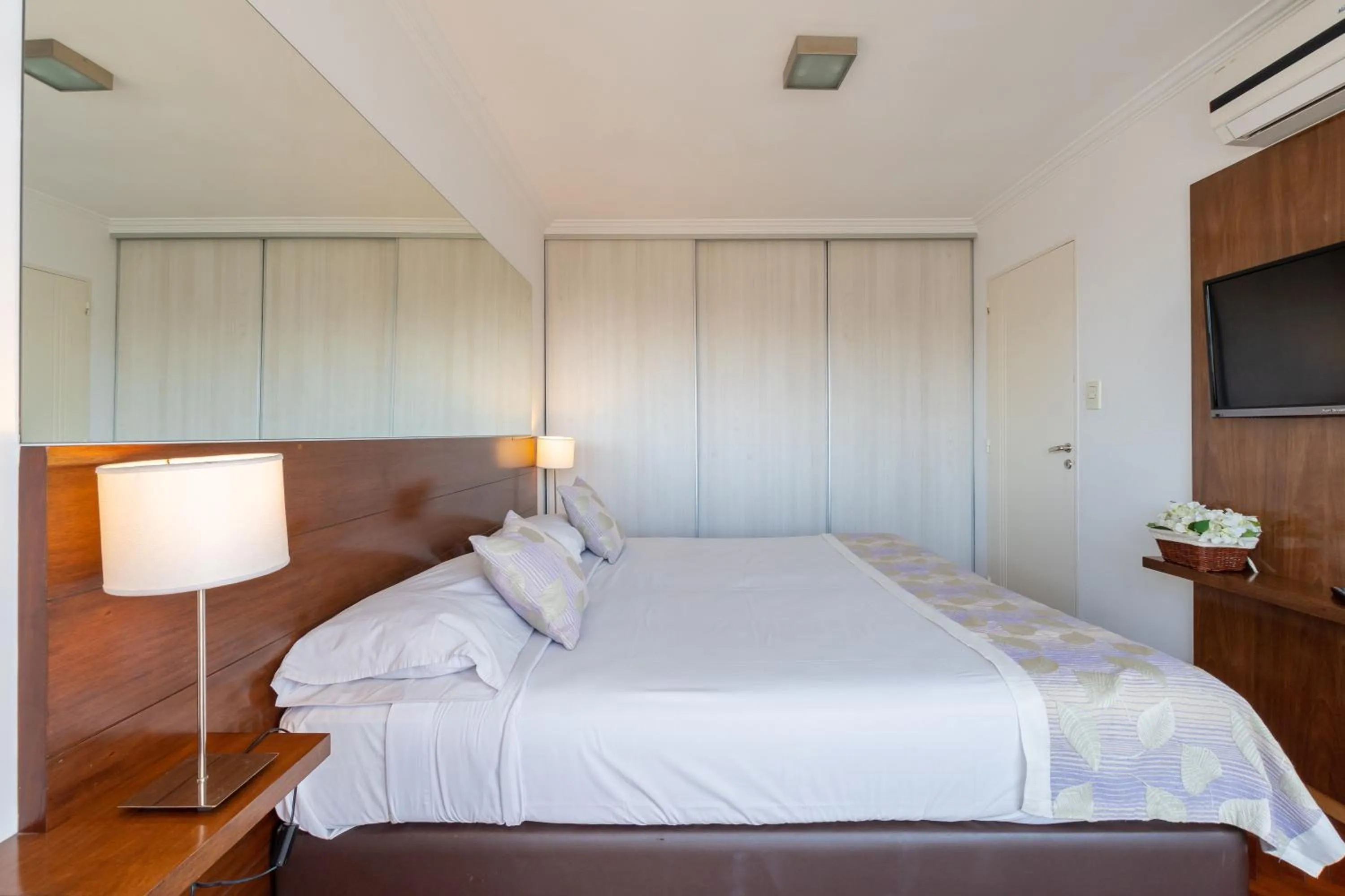 Photo of the whole room, Bed in AT Suites