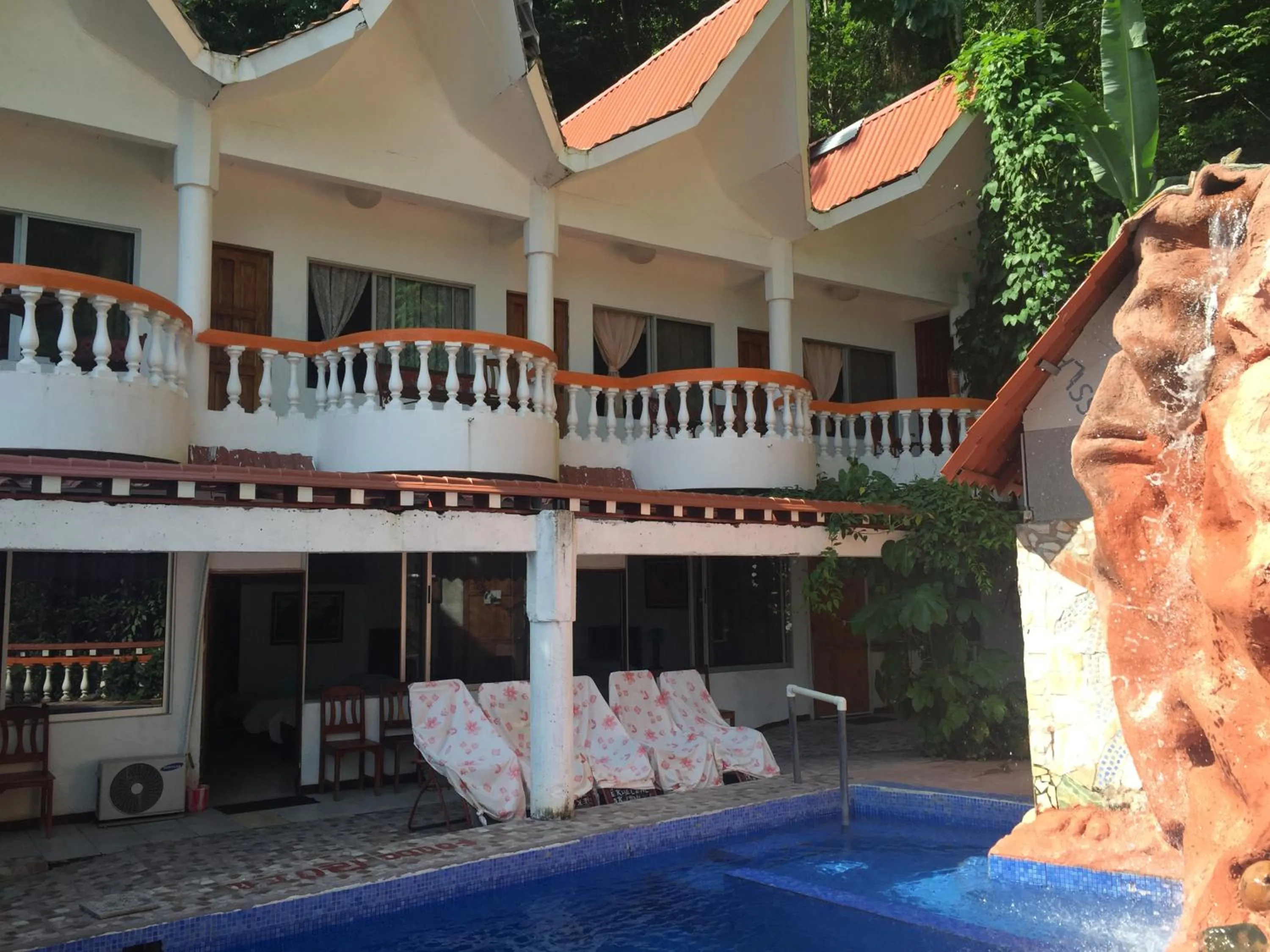 Facade/entrance in Hotel Coco Beach