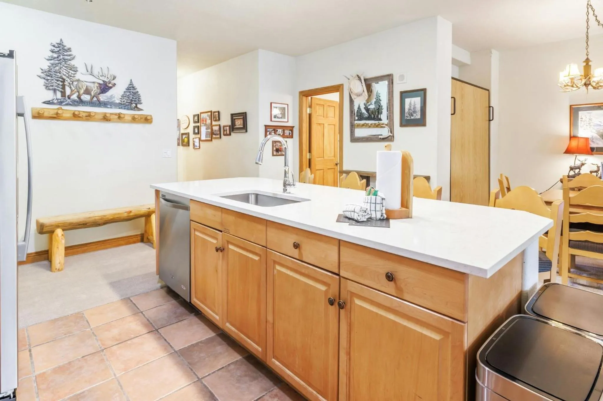 Communal kitchen in Gateway Mountain Lodge, A Vail Resorts Property
