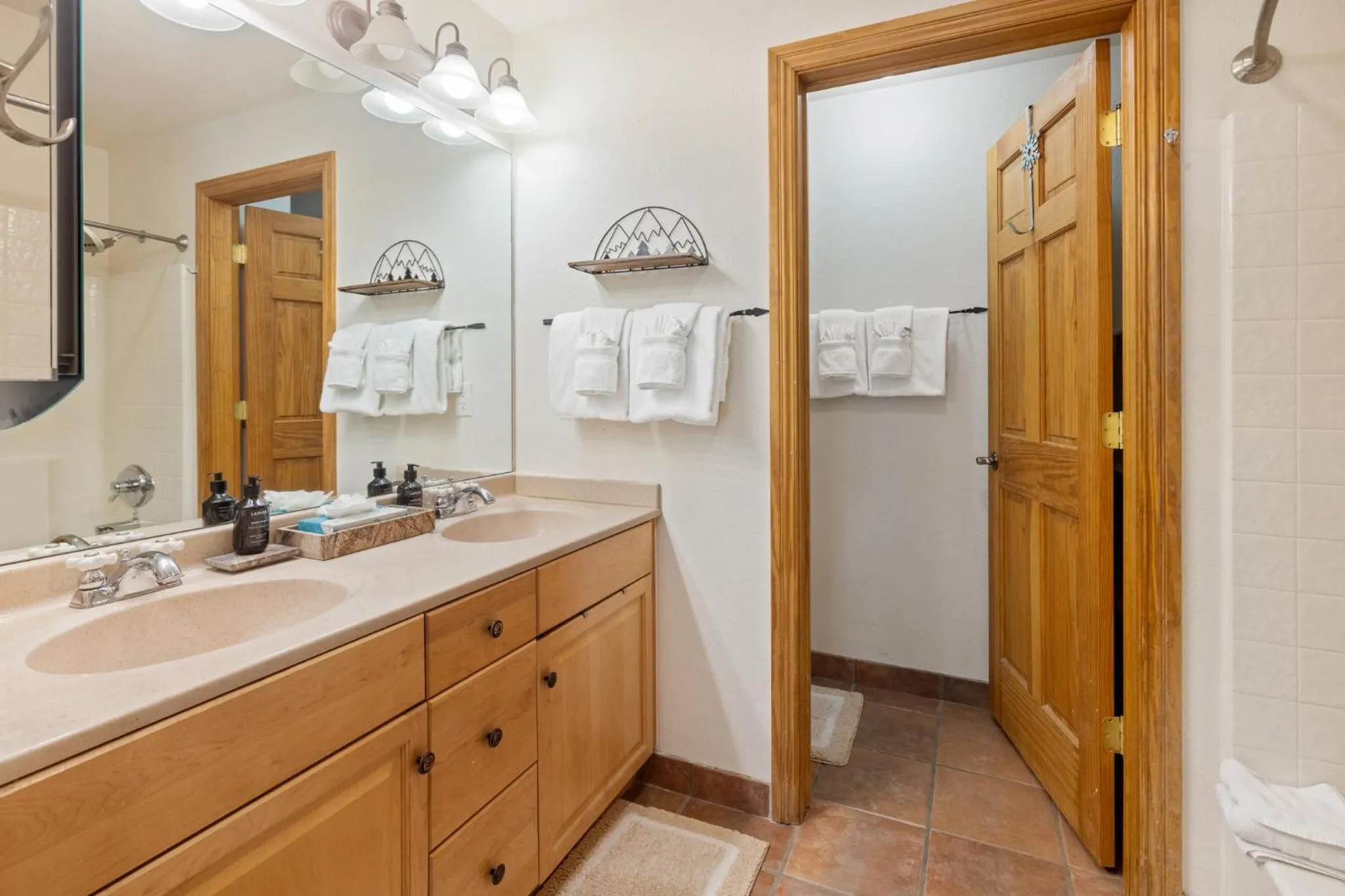 Bathroom in Gateway Mountain Lodge by Keystone Resort