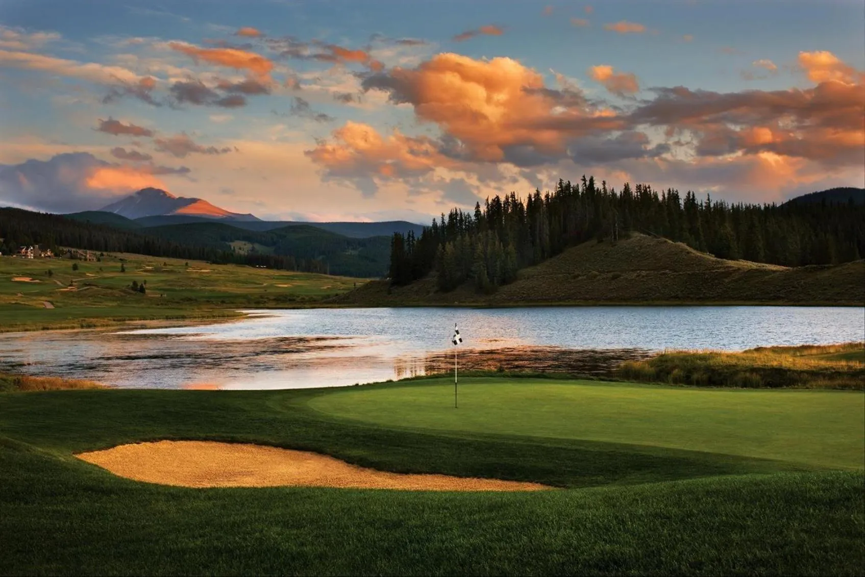 Golfcourse in Aspen Ridge Condominiums by Keystone Resort