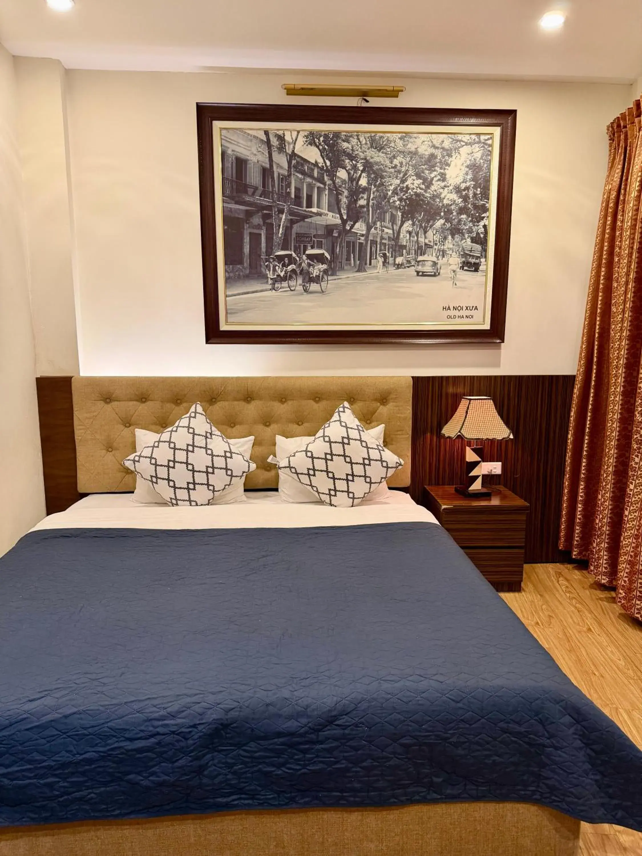 King Room with Garden View in Hanoi Street Hotel King Room with Garden View in Hanoi Street Hotel