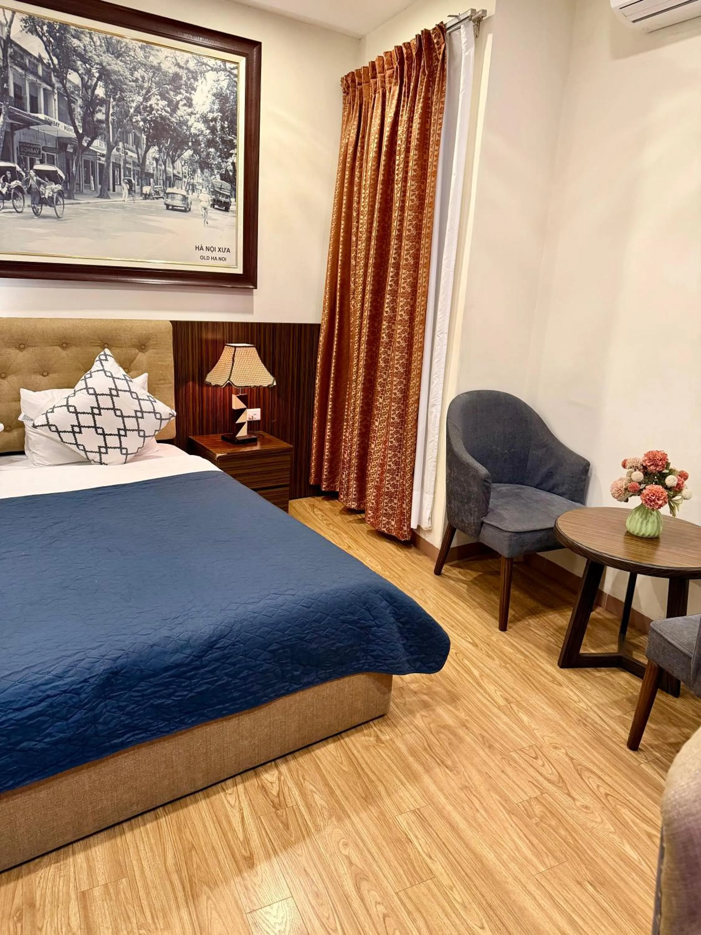 Bed in Hanoi Street Hotel