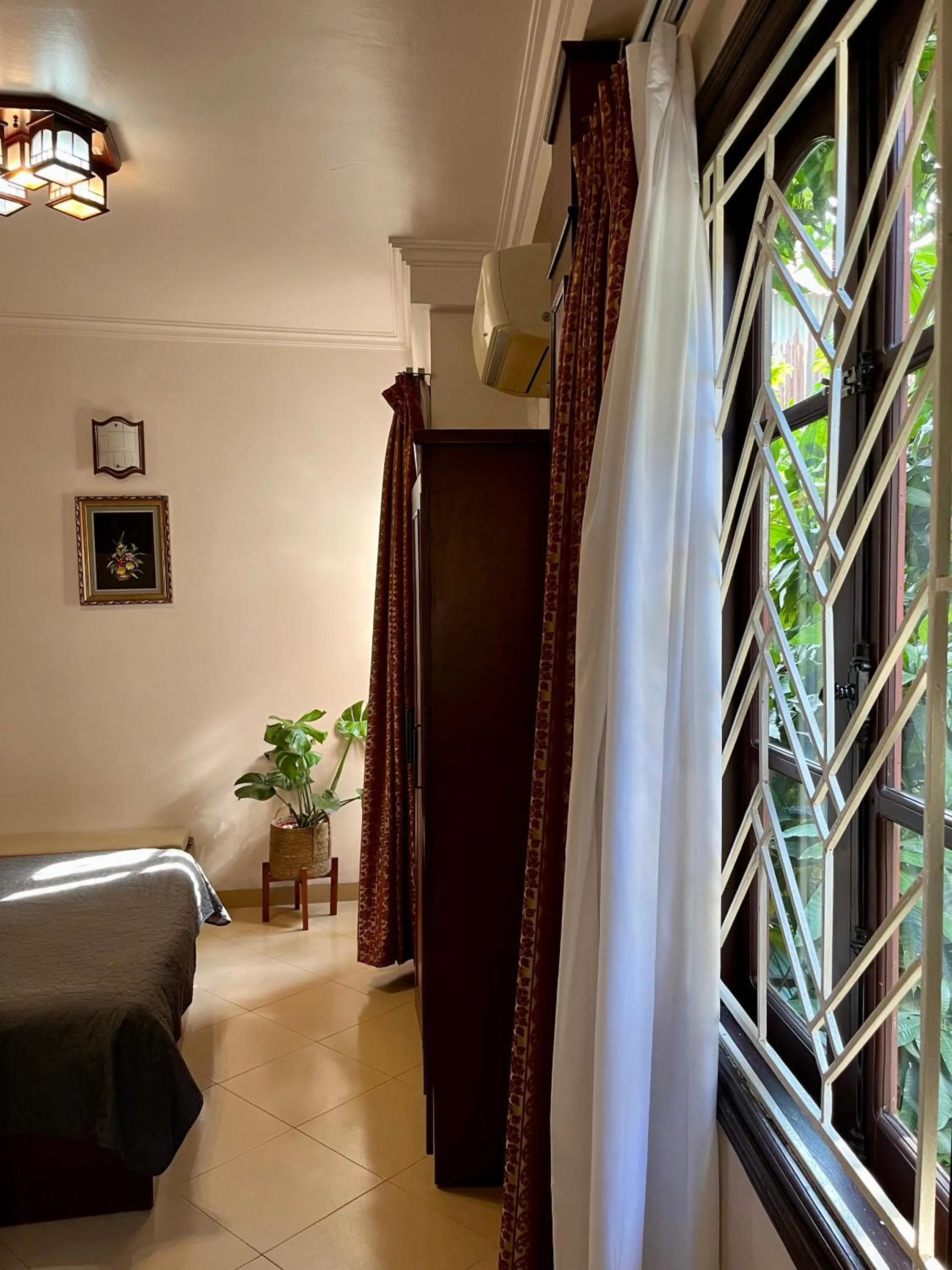 Bed in Hanoi Street Hotel