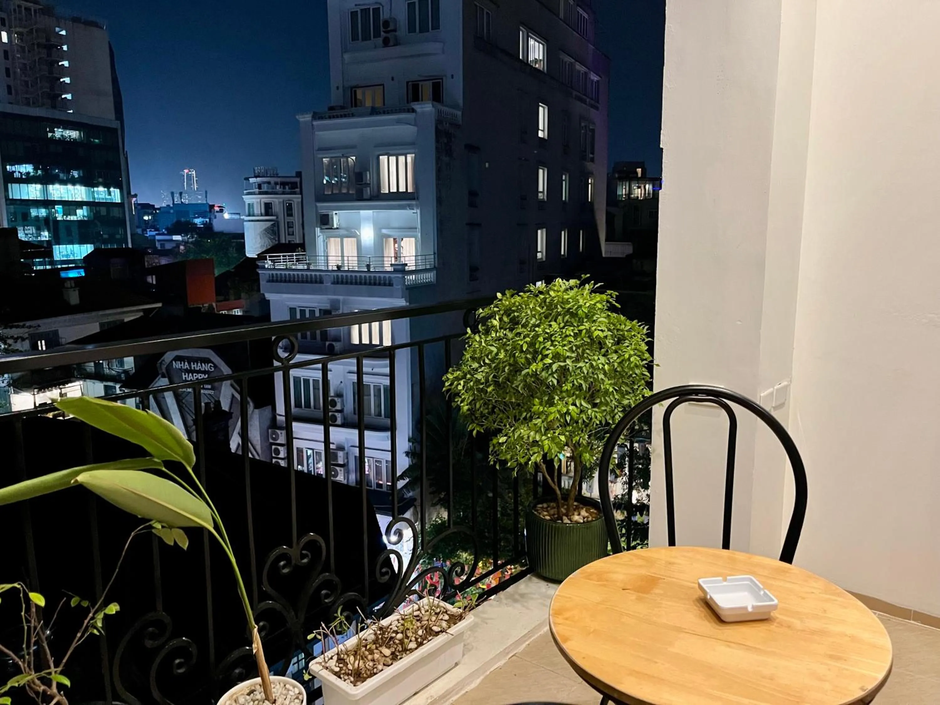 Hanoi Street Hotel