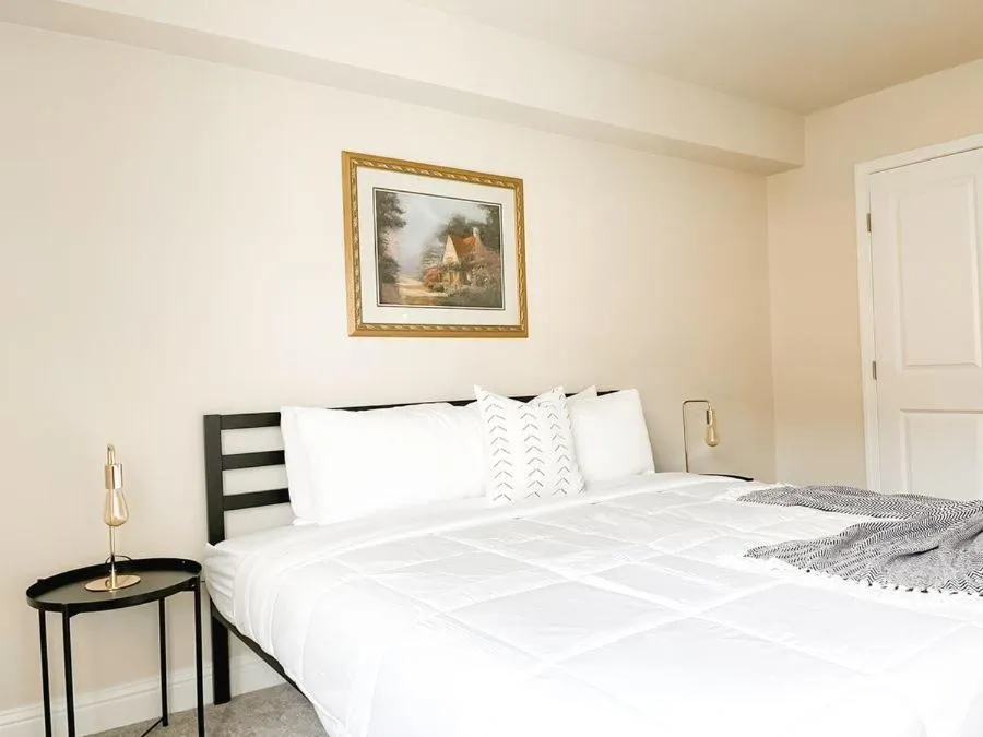 Bedroom, Bed in Sleepover 1BD 1BA Oklahoma City Apartments