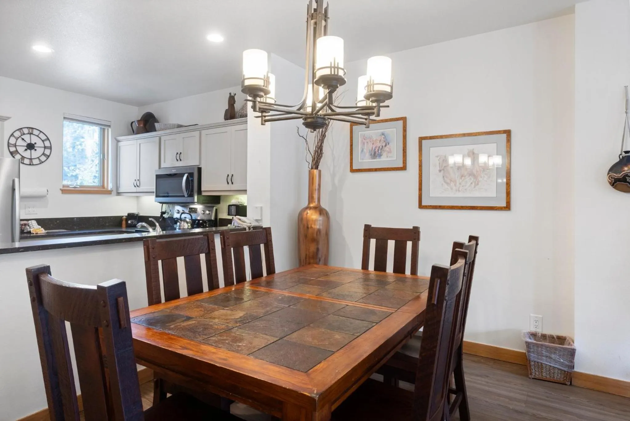 Restaurant/places to eat in Lakeside Village by Keystone Resort