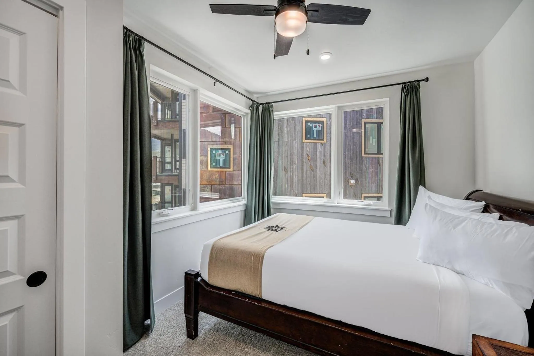 Bedroom, Bed in Lakeside Village by Keystone Resort